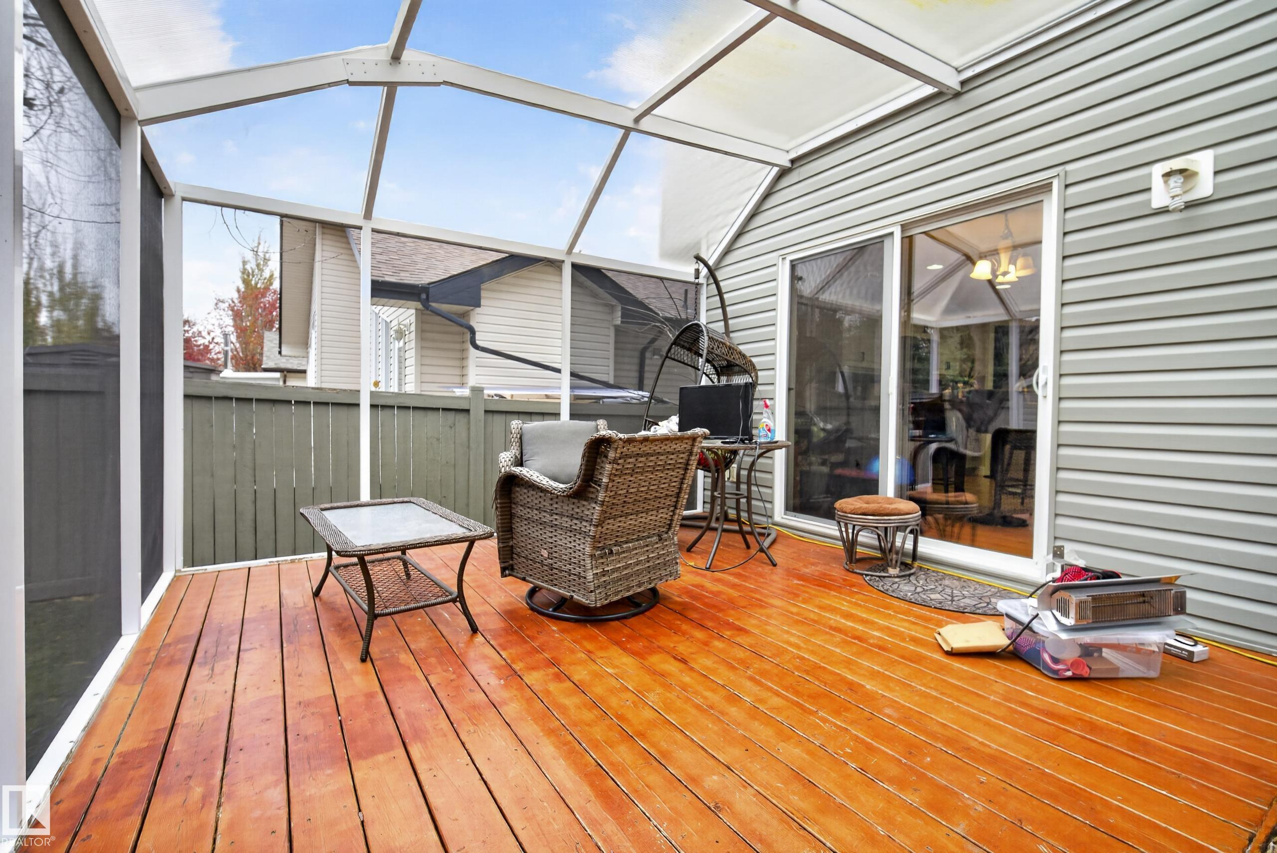 114 EASTGATE WY