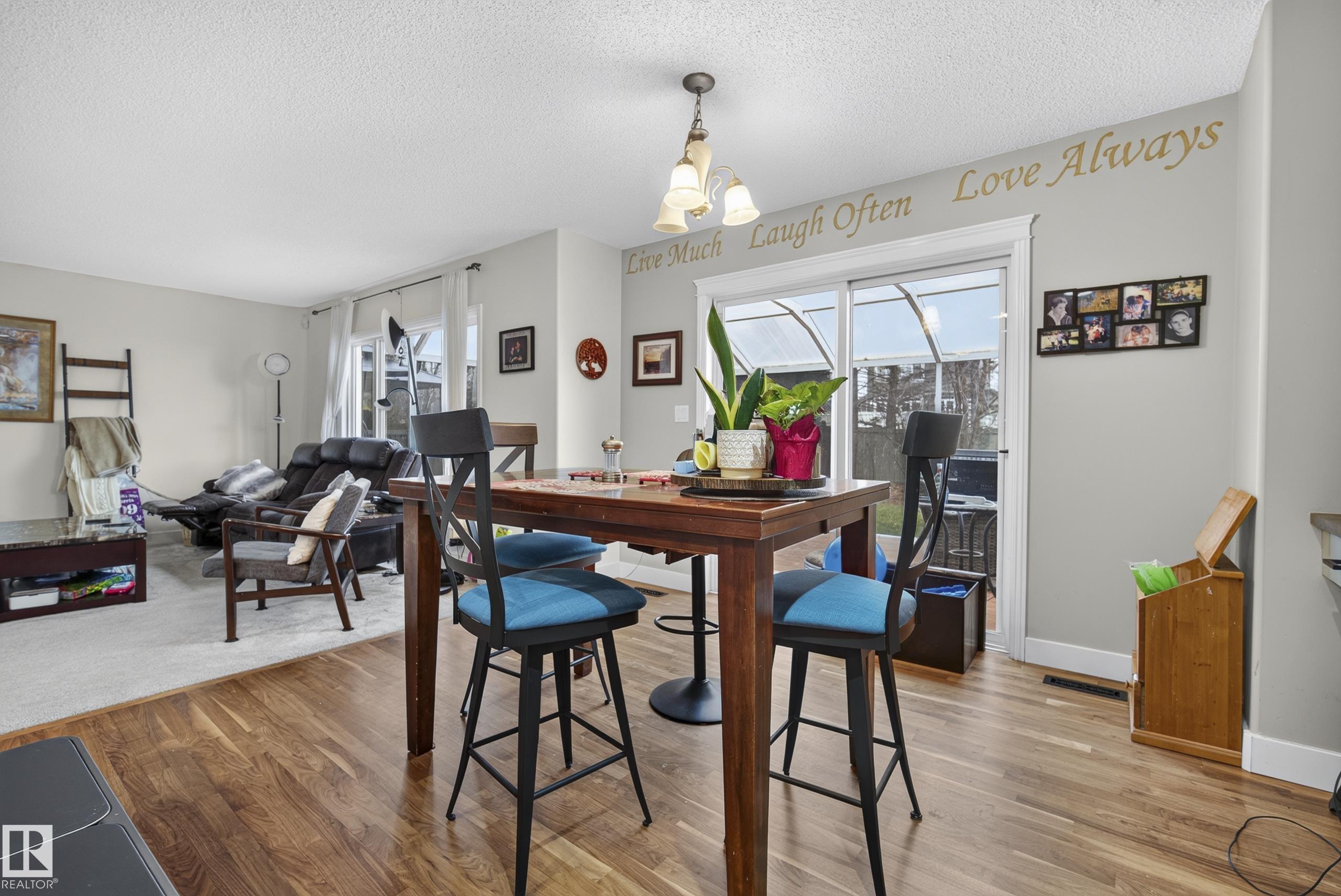 114 EASTGATE WY
