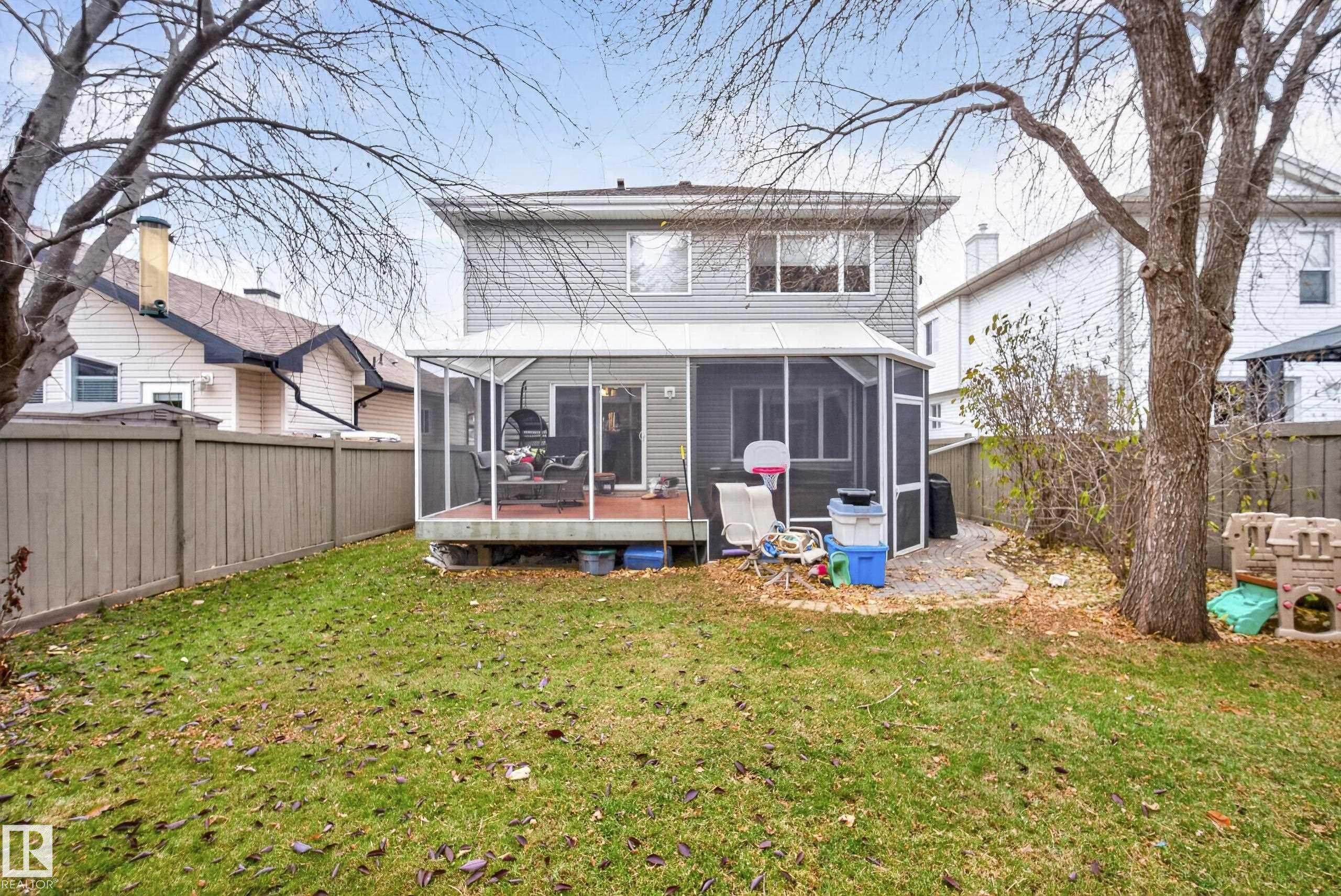 114 EASTGATE WY