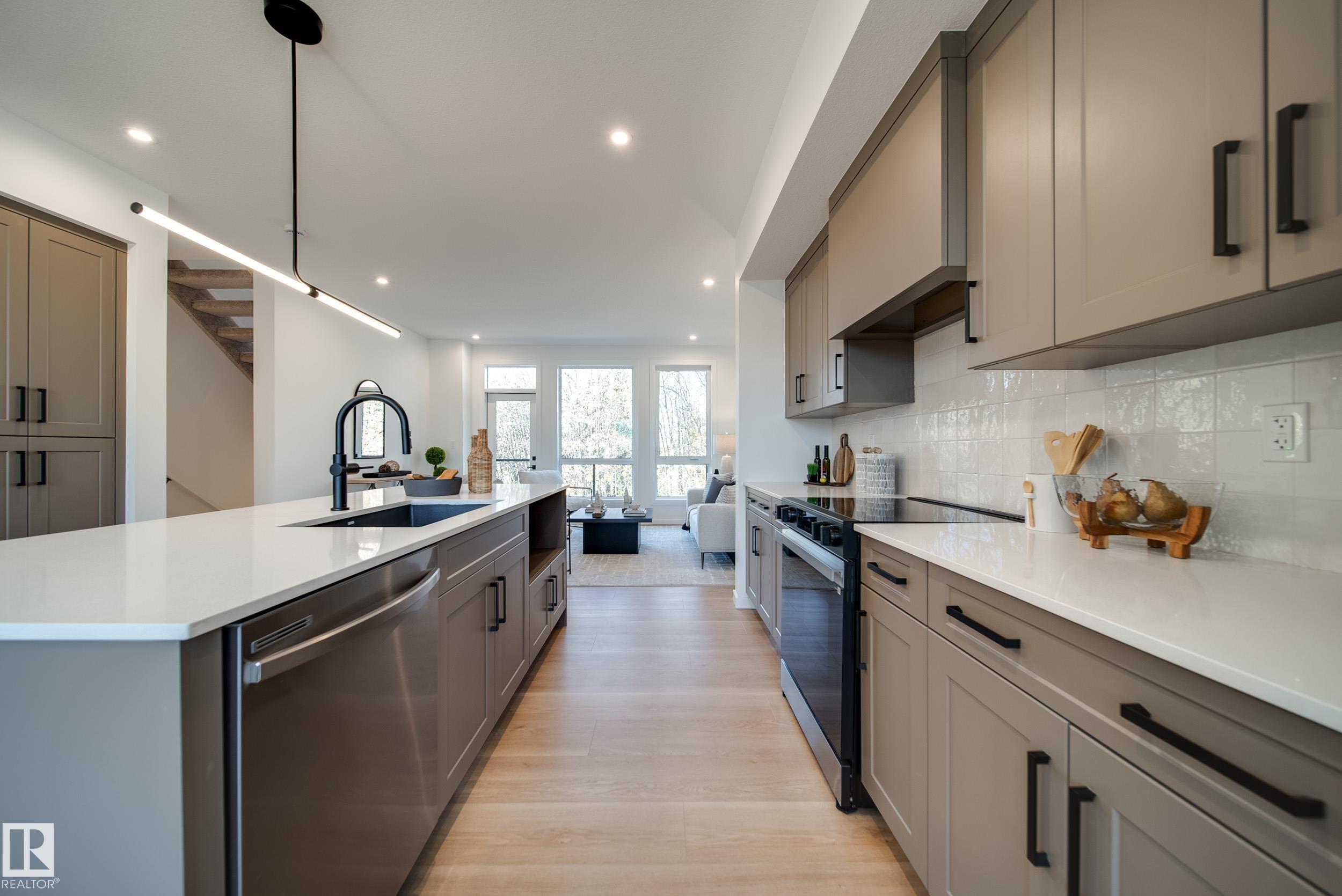 #34 1304 RUTHERFORD RD SW