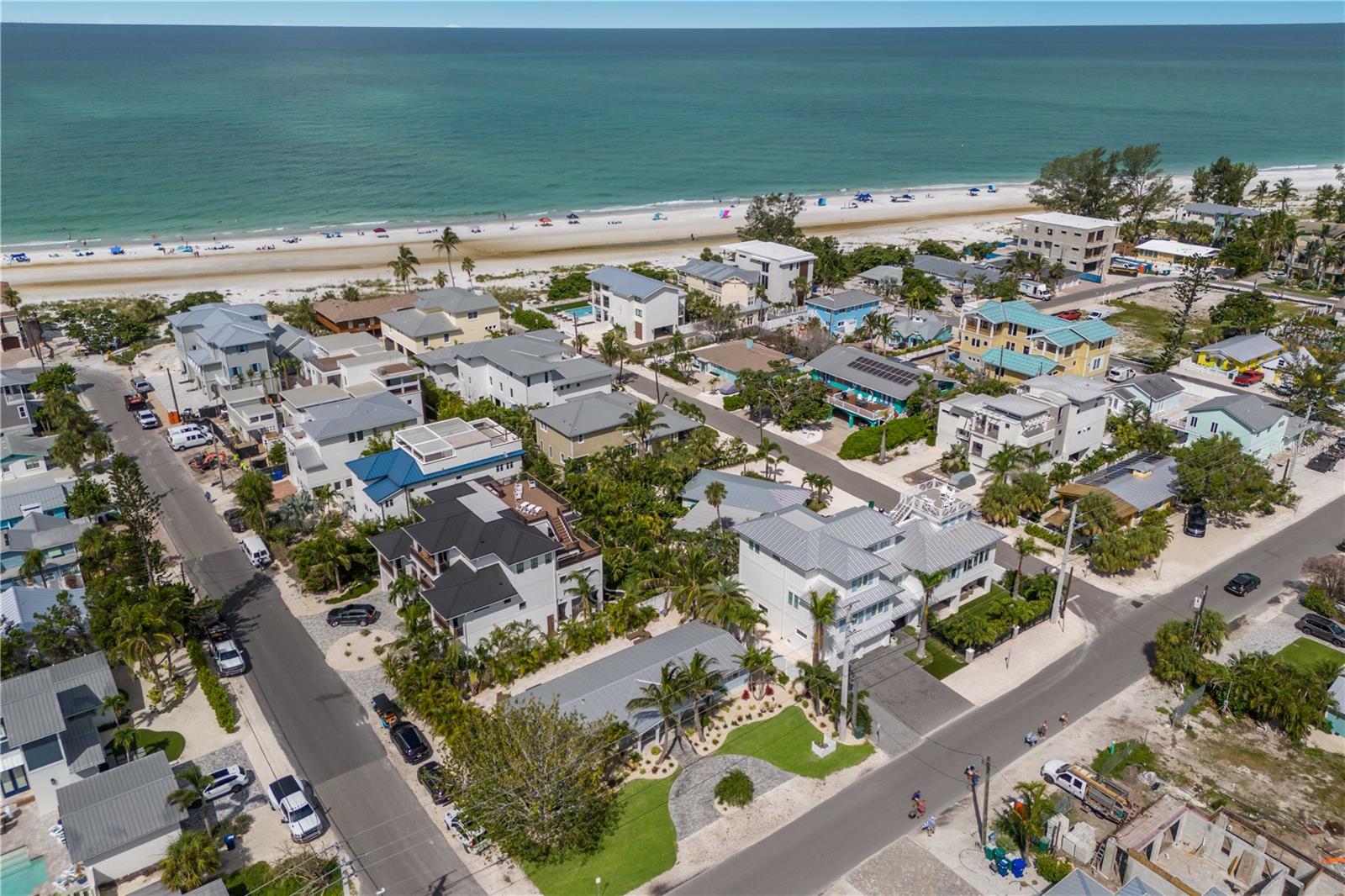 401 N SHORE DR