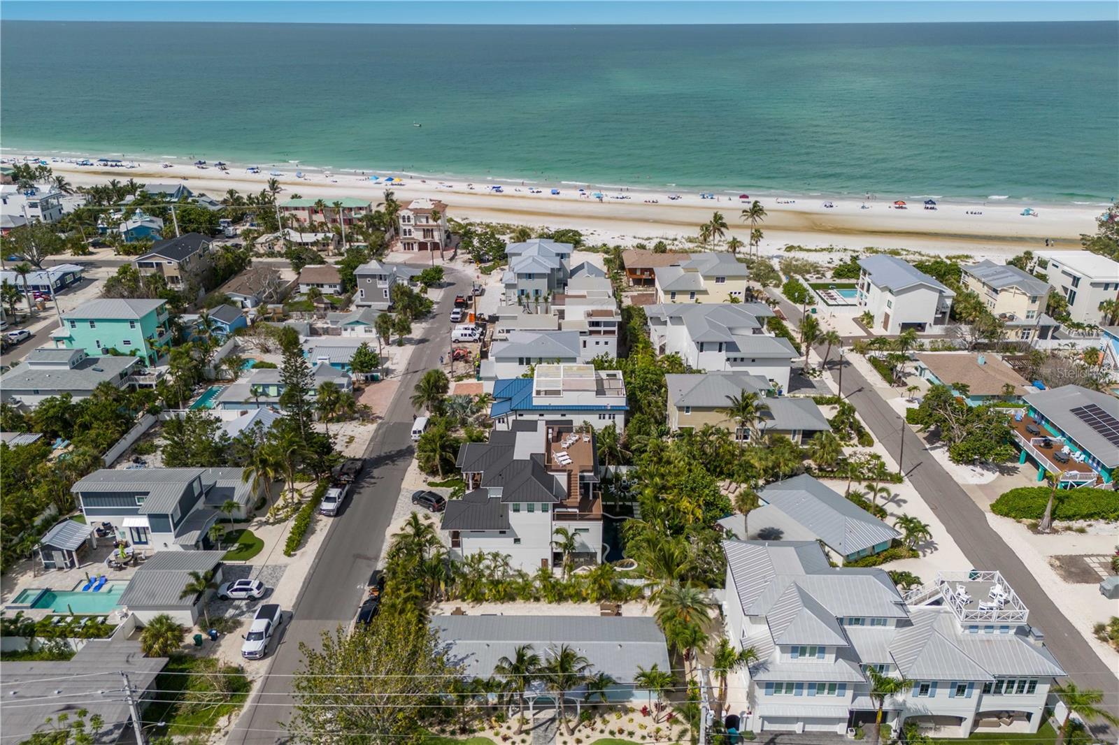 401 N SHORE DR