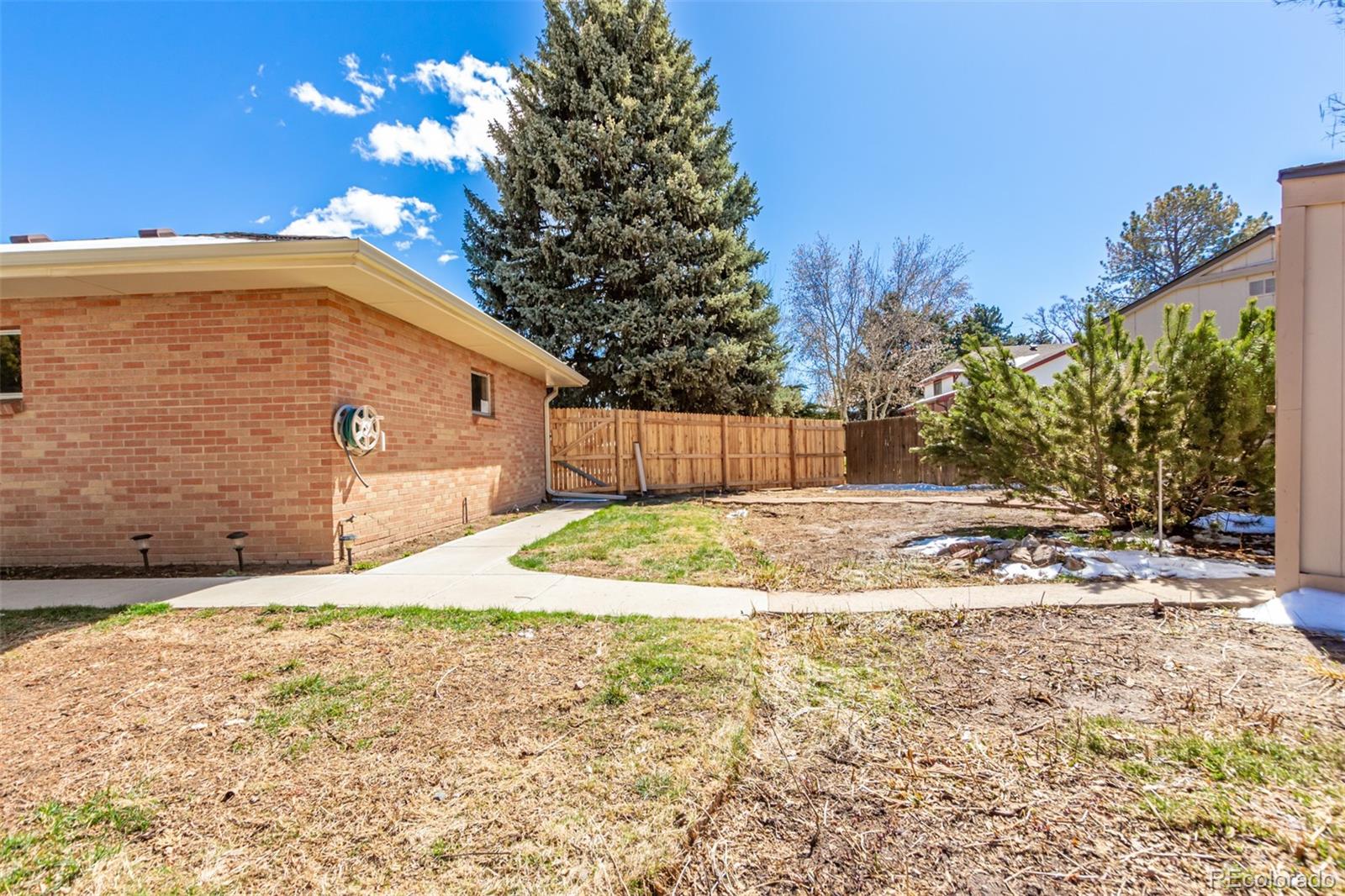 7273 W 35th Place