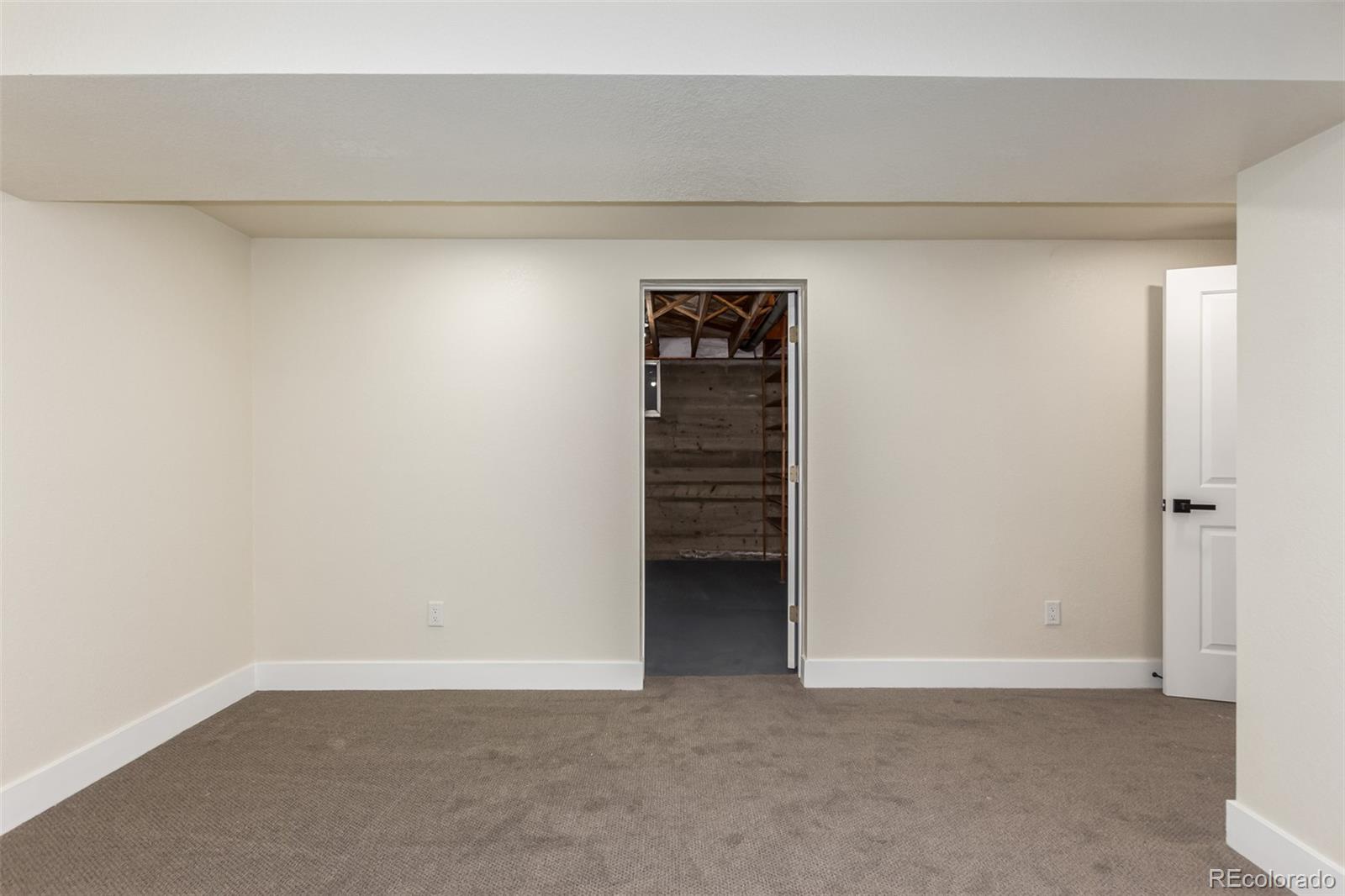 7273 W 35th Place