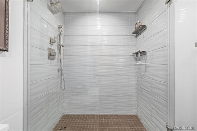1551 Larimer Street Unit: 2704
