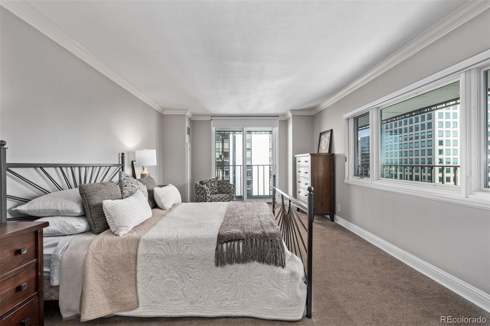 1551 Larimer Street Unit: 2704