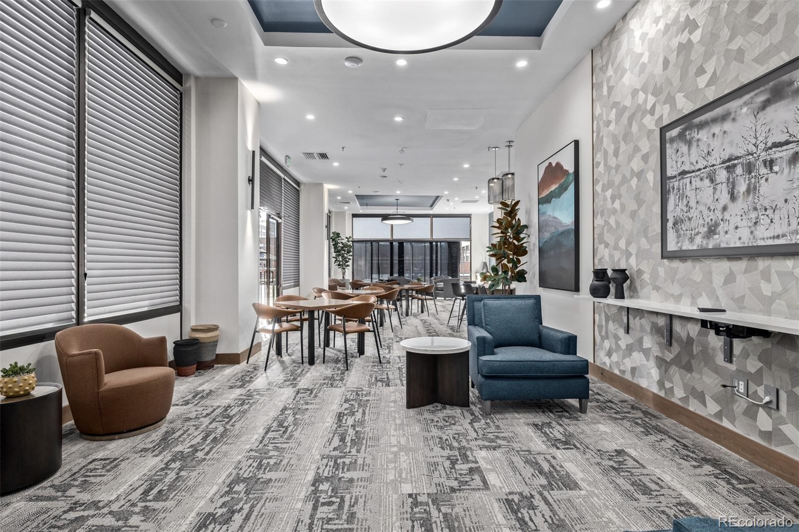 1551 Larimer Street Unit: 2704