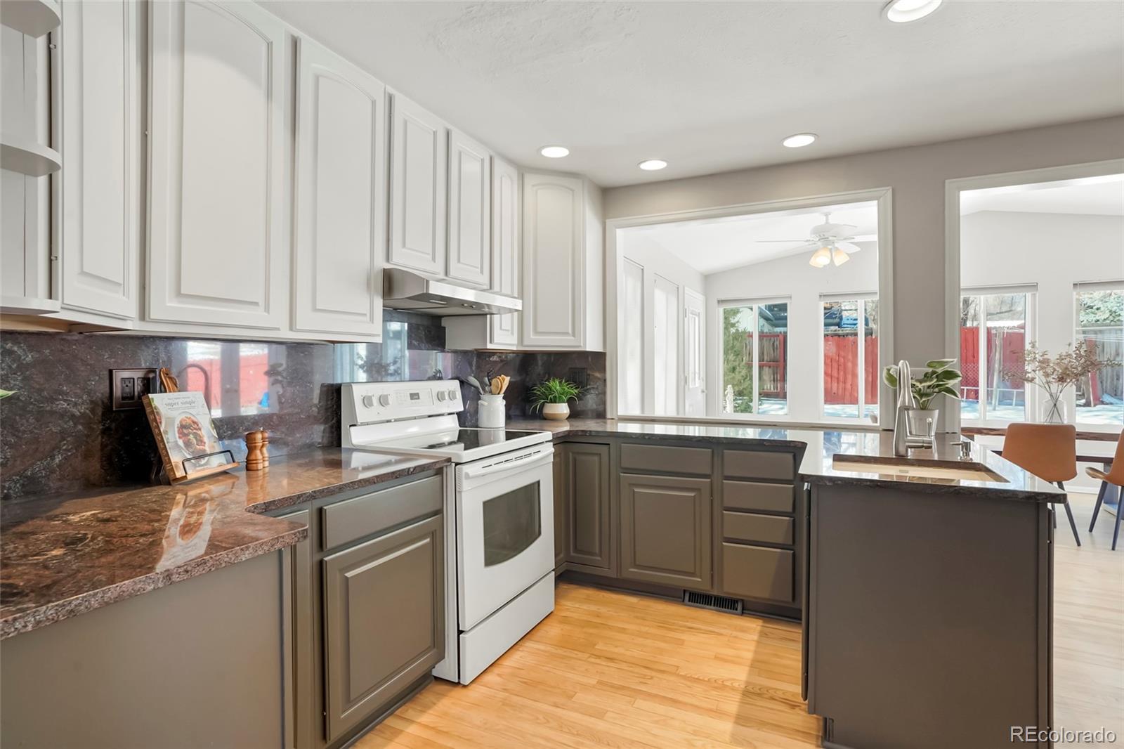 1557 S Pierson Street