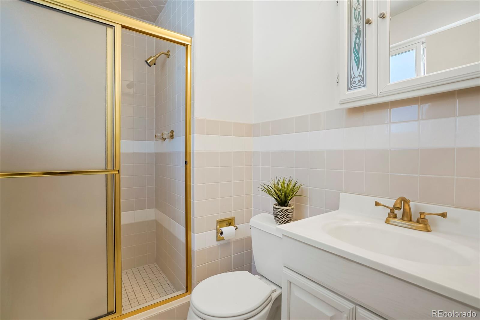 1557 S Pierson Street