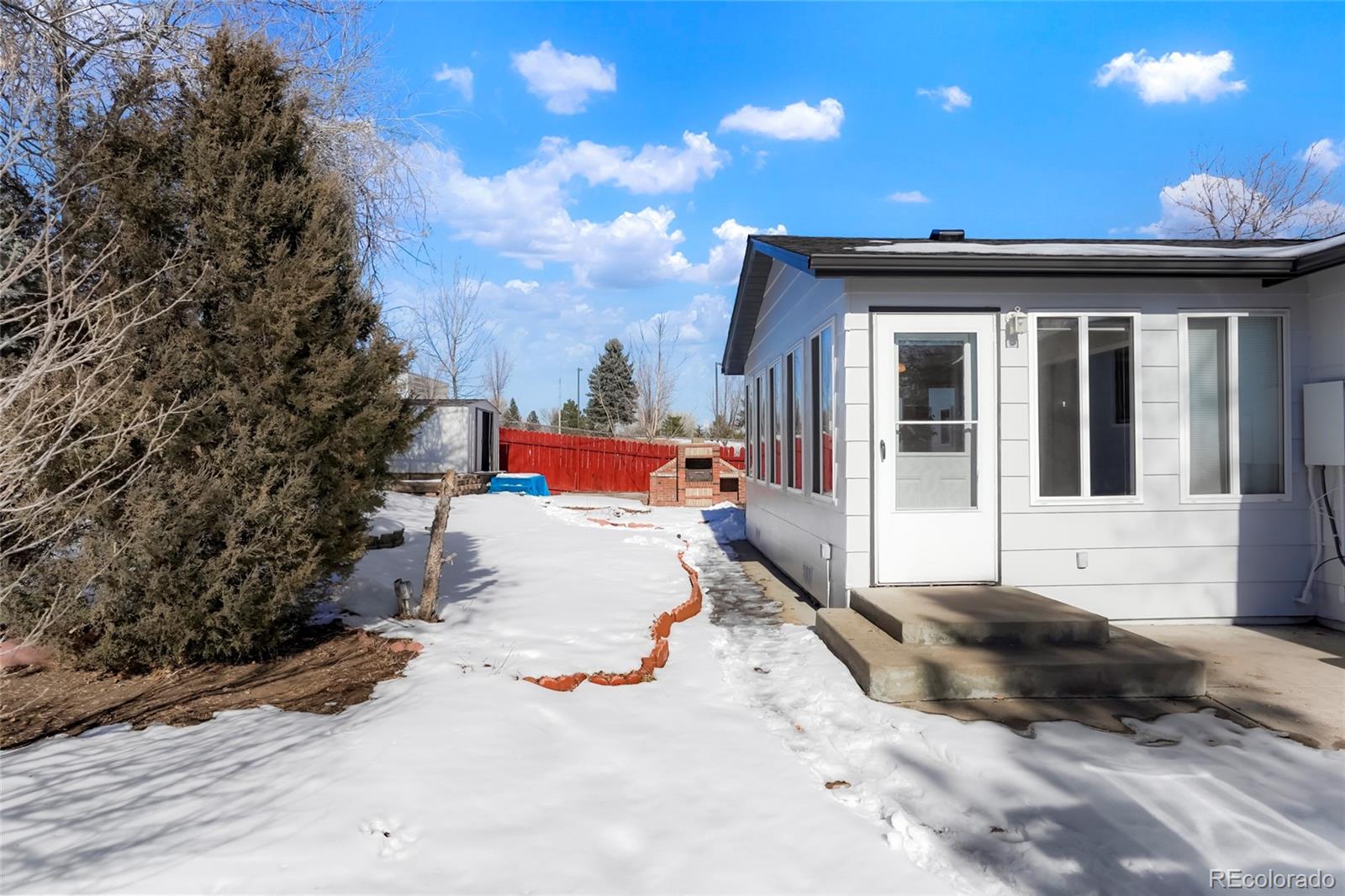 1557 S Pierson Street