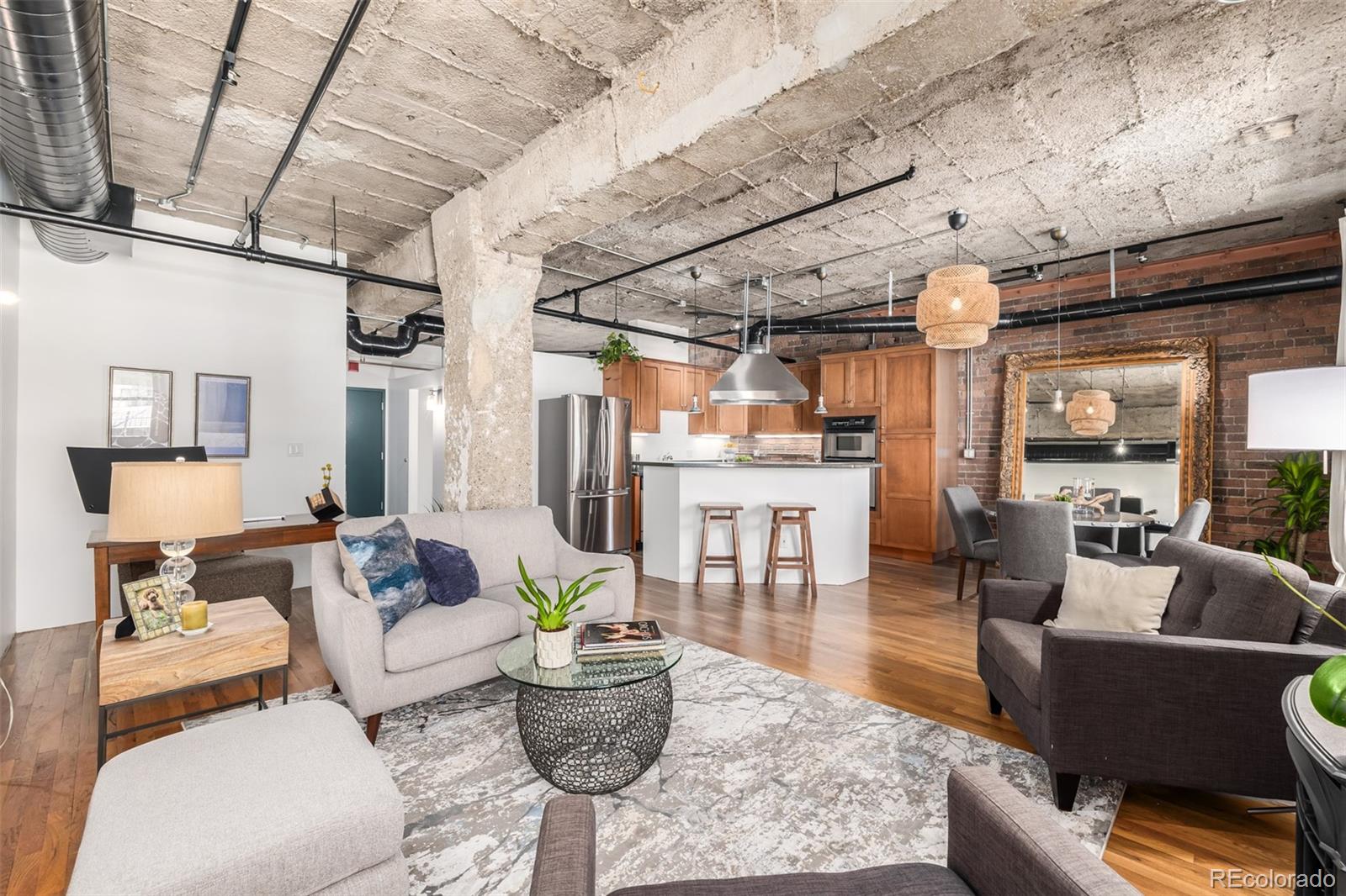 1801 Wynkoop Street Unit: 301