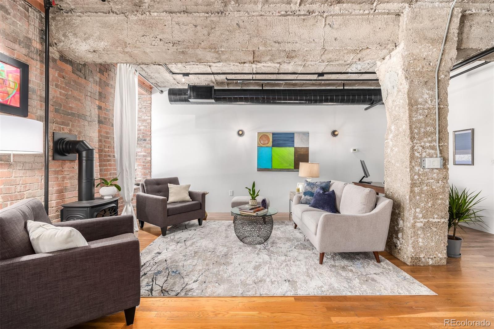 1801 Wynkoop Street Unit: 301