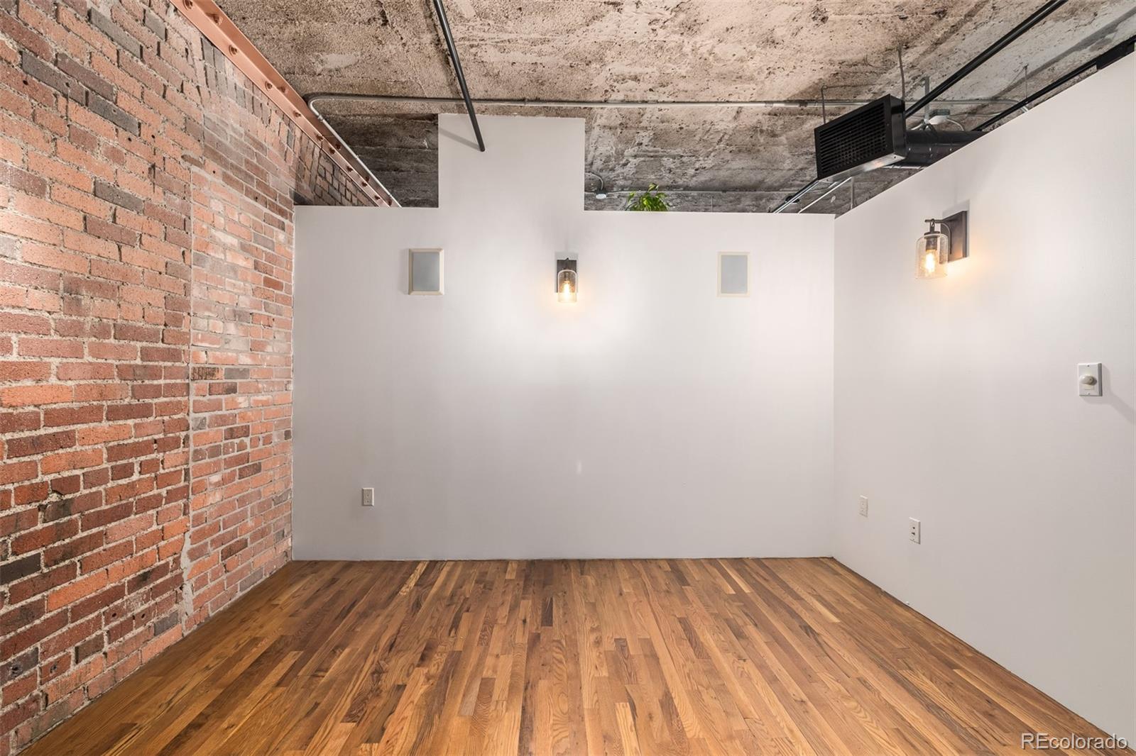 1801 Wynkoop Street Unit: 301