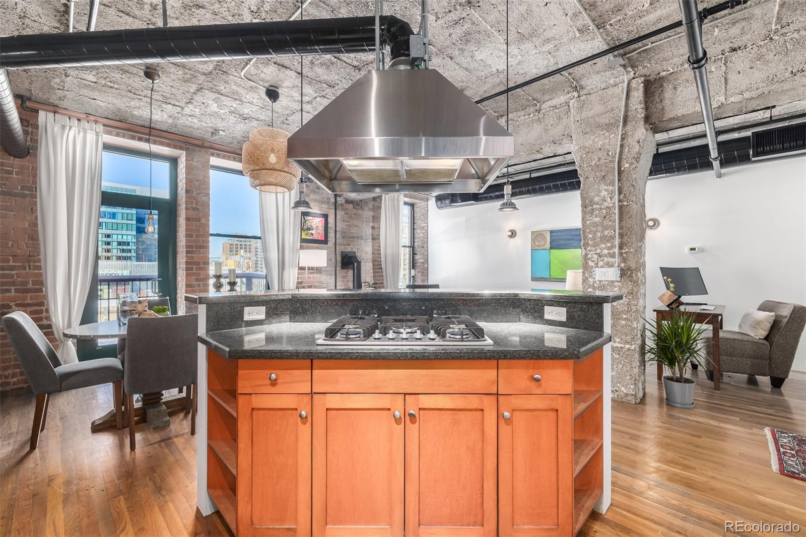 1801 Wynkoop Street Unit: 301