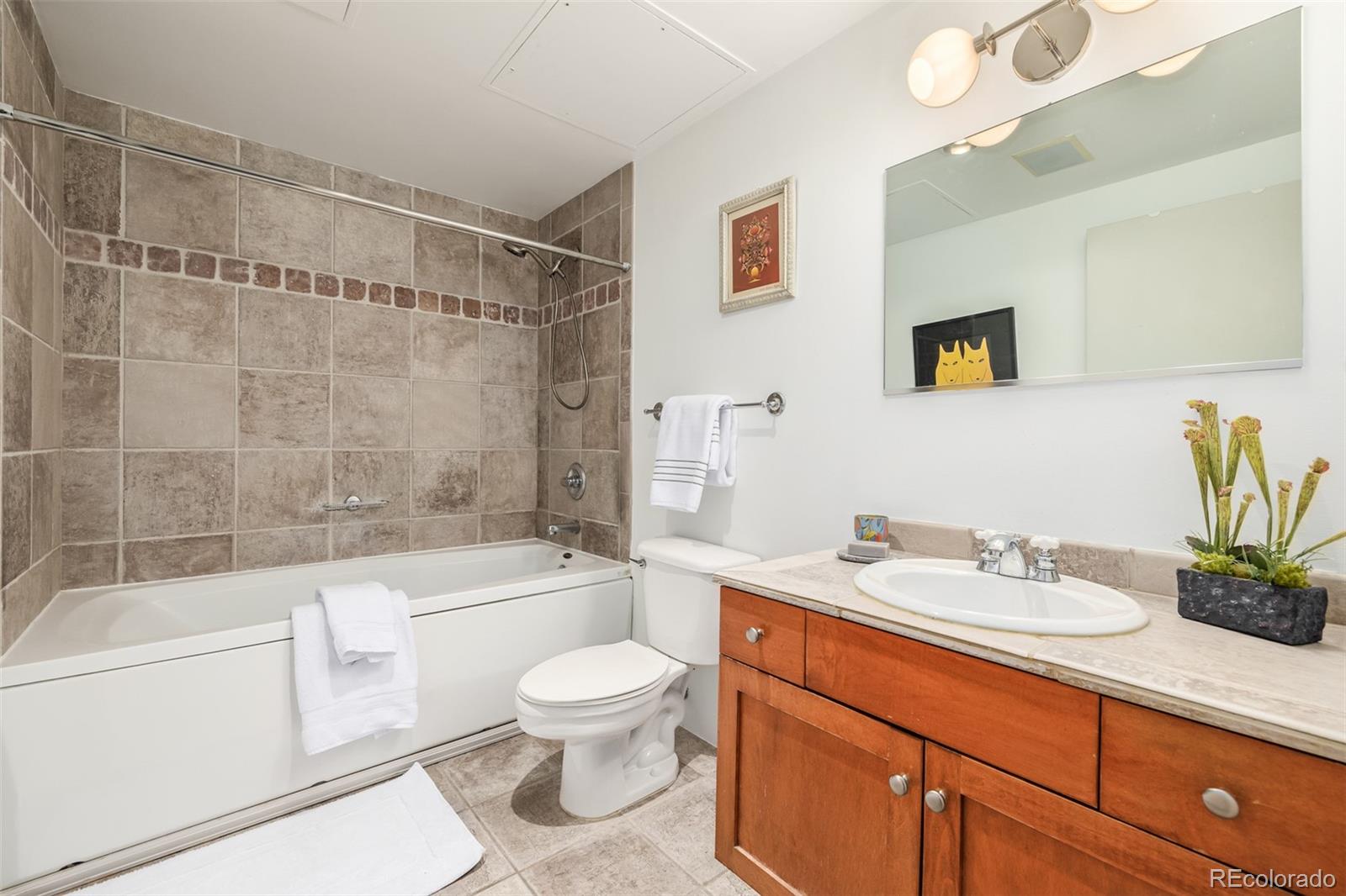 1801 Wynkoop Street Unit: 301