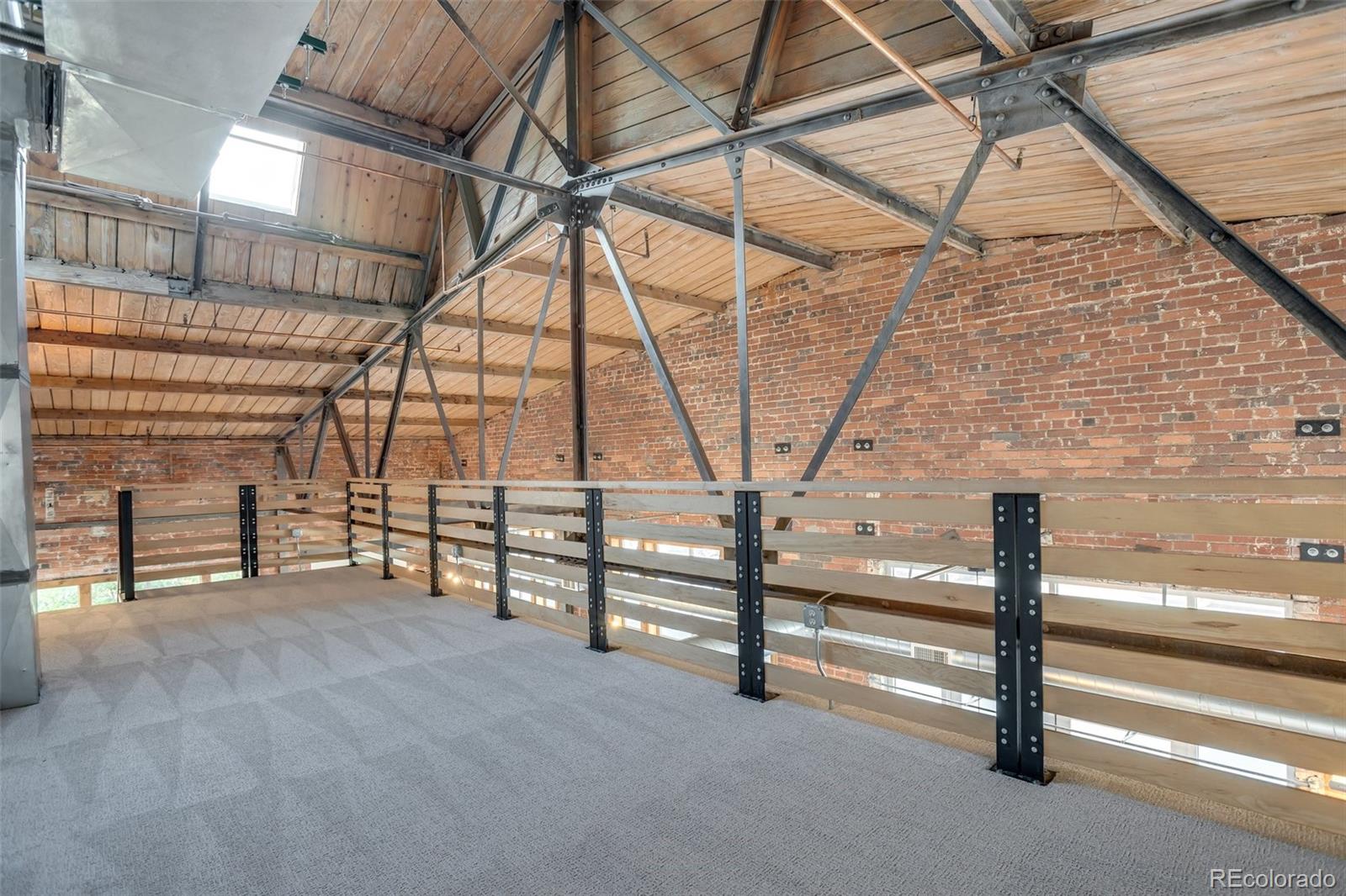 3033 Blake Street Unit: 121