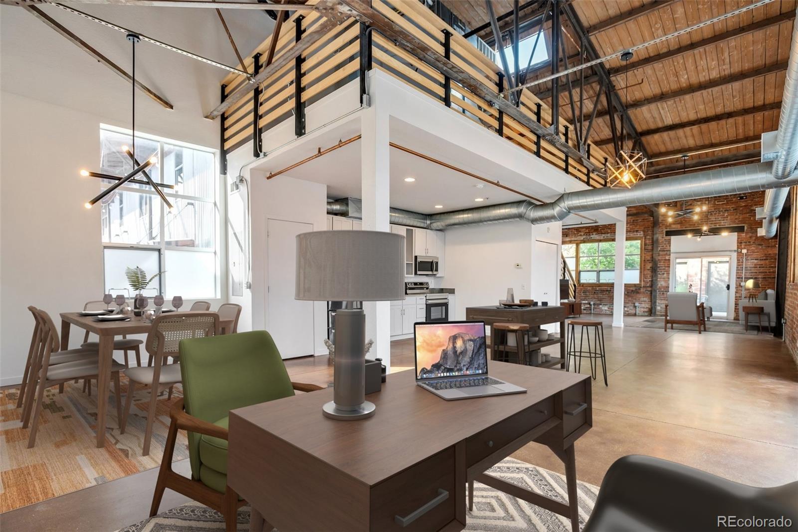 3033 Blake Street Unit: 121