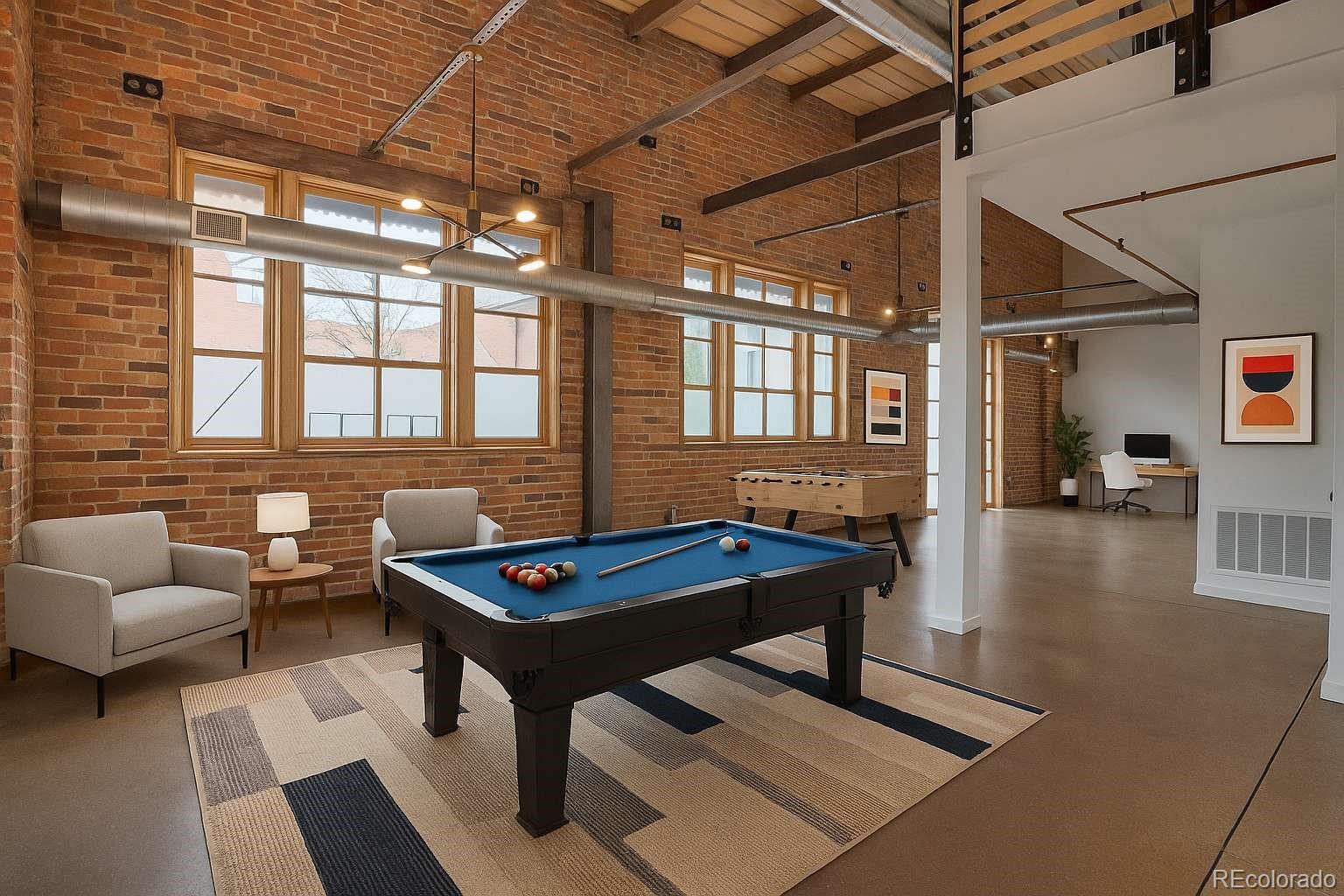 3033 Blake Street Unit: 121