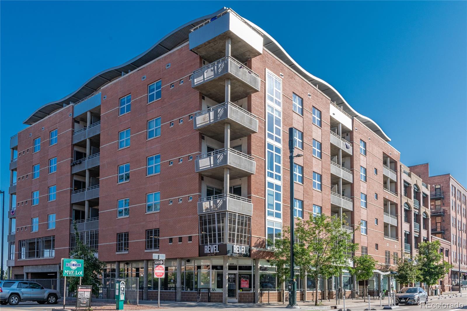 2229 Blake Street Unit: 701