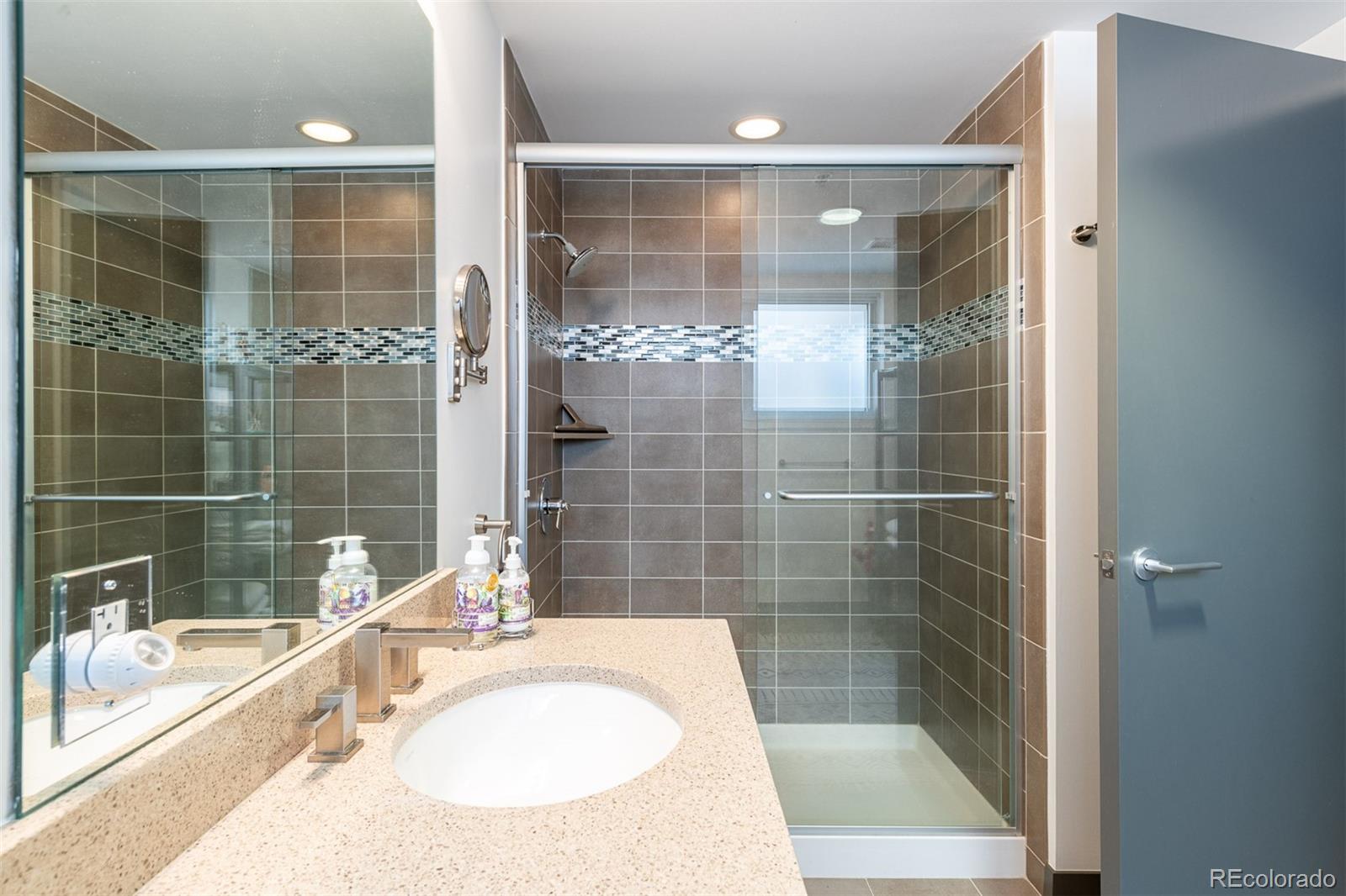 2229 Blake Street Unit: 701