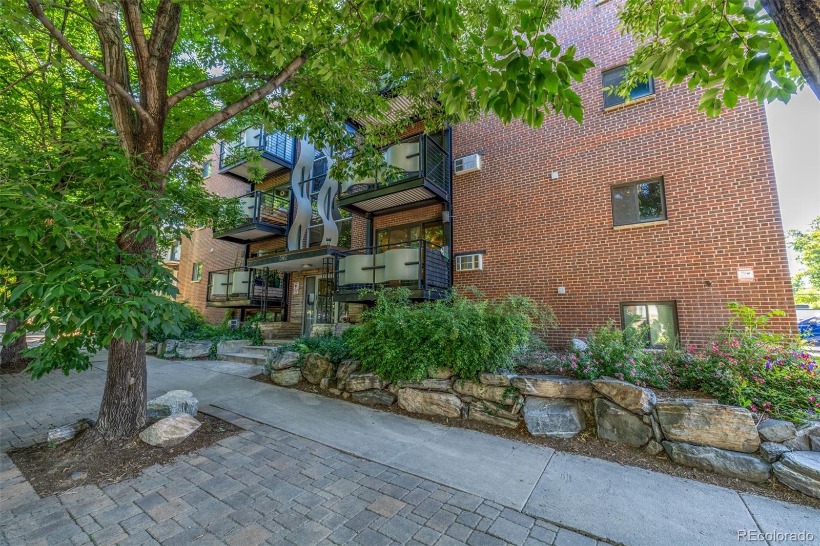 1245 Columbine Street Unit: 306