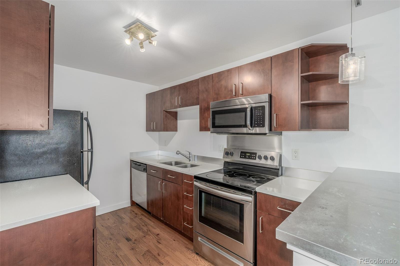 1245 Columbine Street Unit: 306