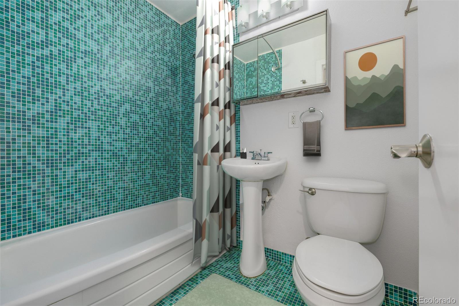 1245 Columbine Street Unit: 306