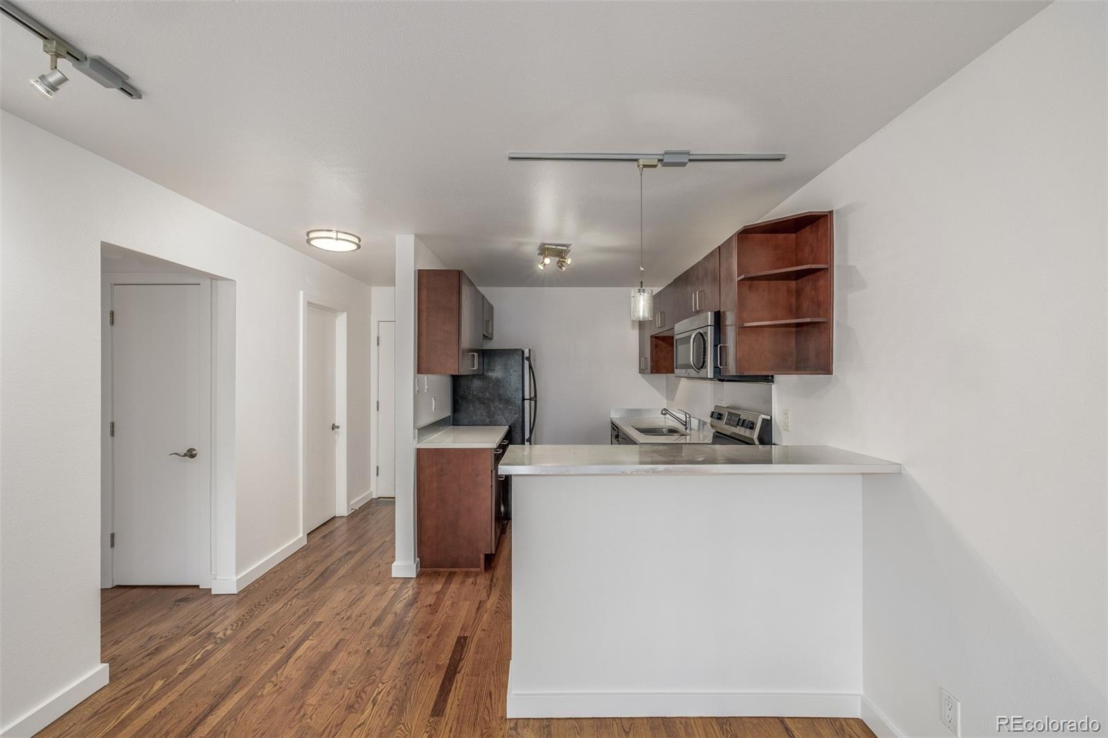 1245 Columbine Street Unit: 306