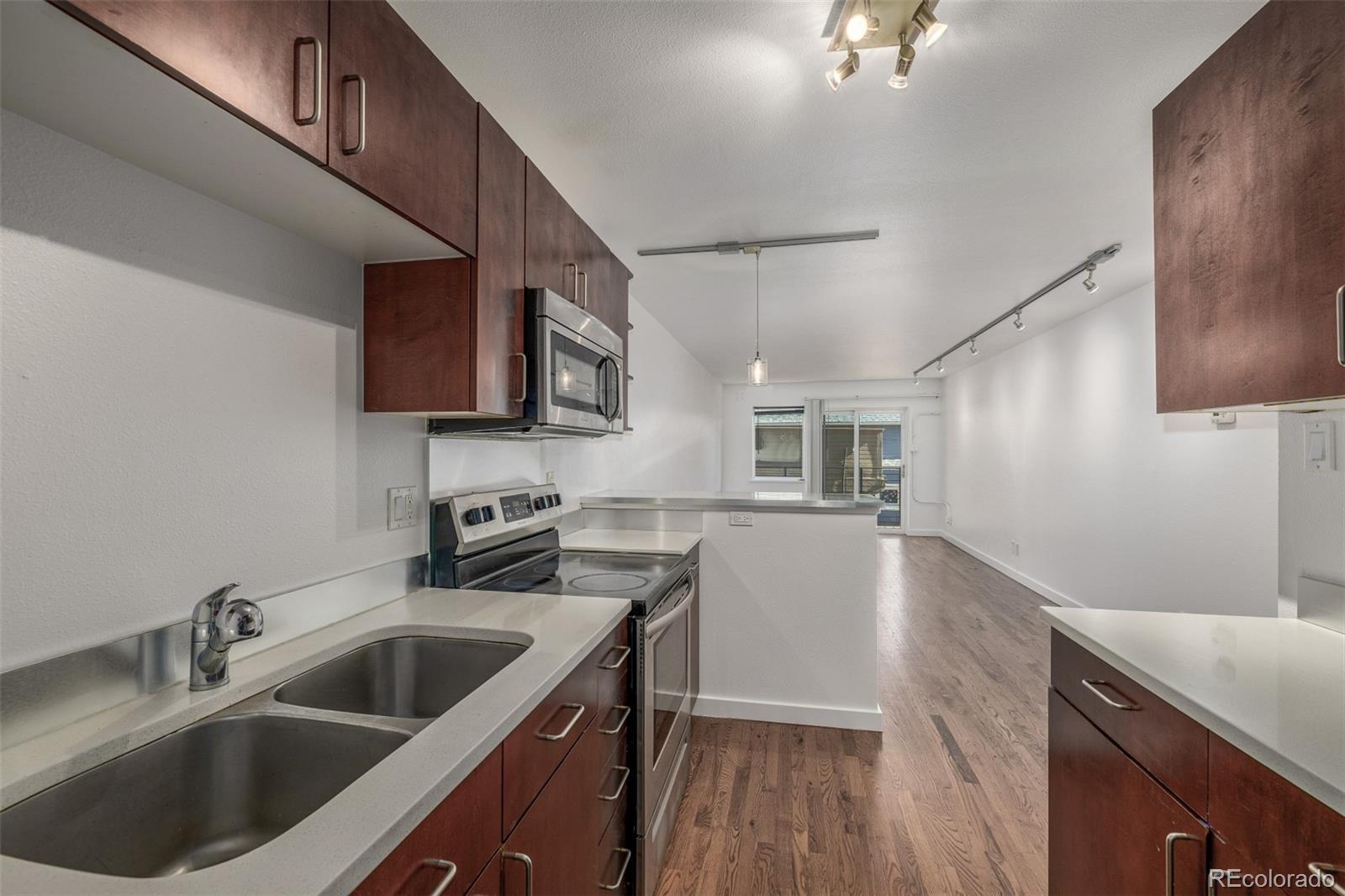 1245 Columbine Street Unit: 306