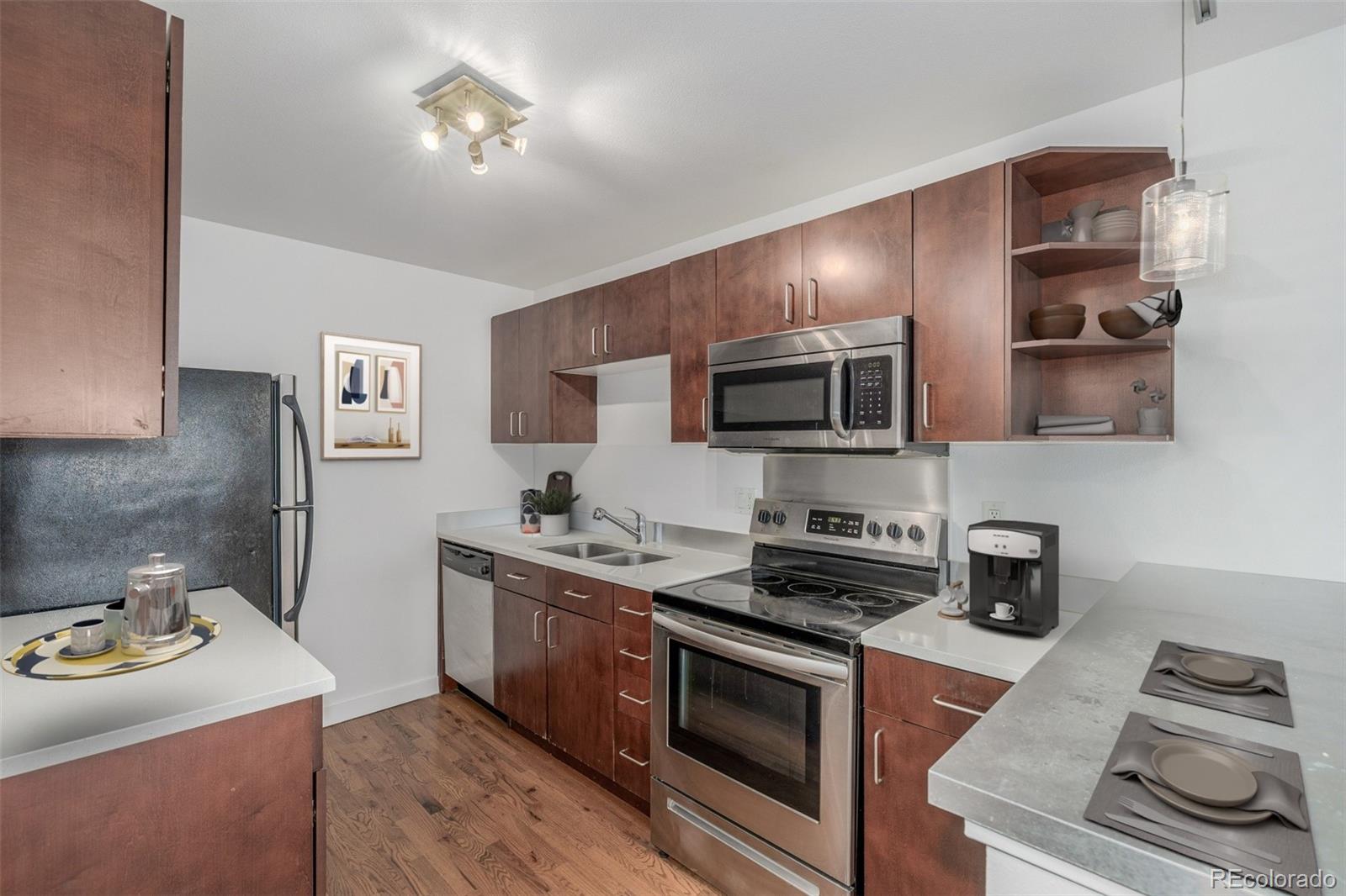 1245 Columbine Street Unit: 306