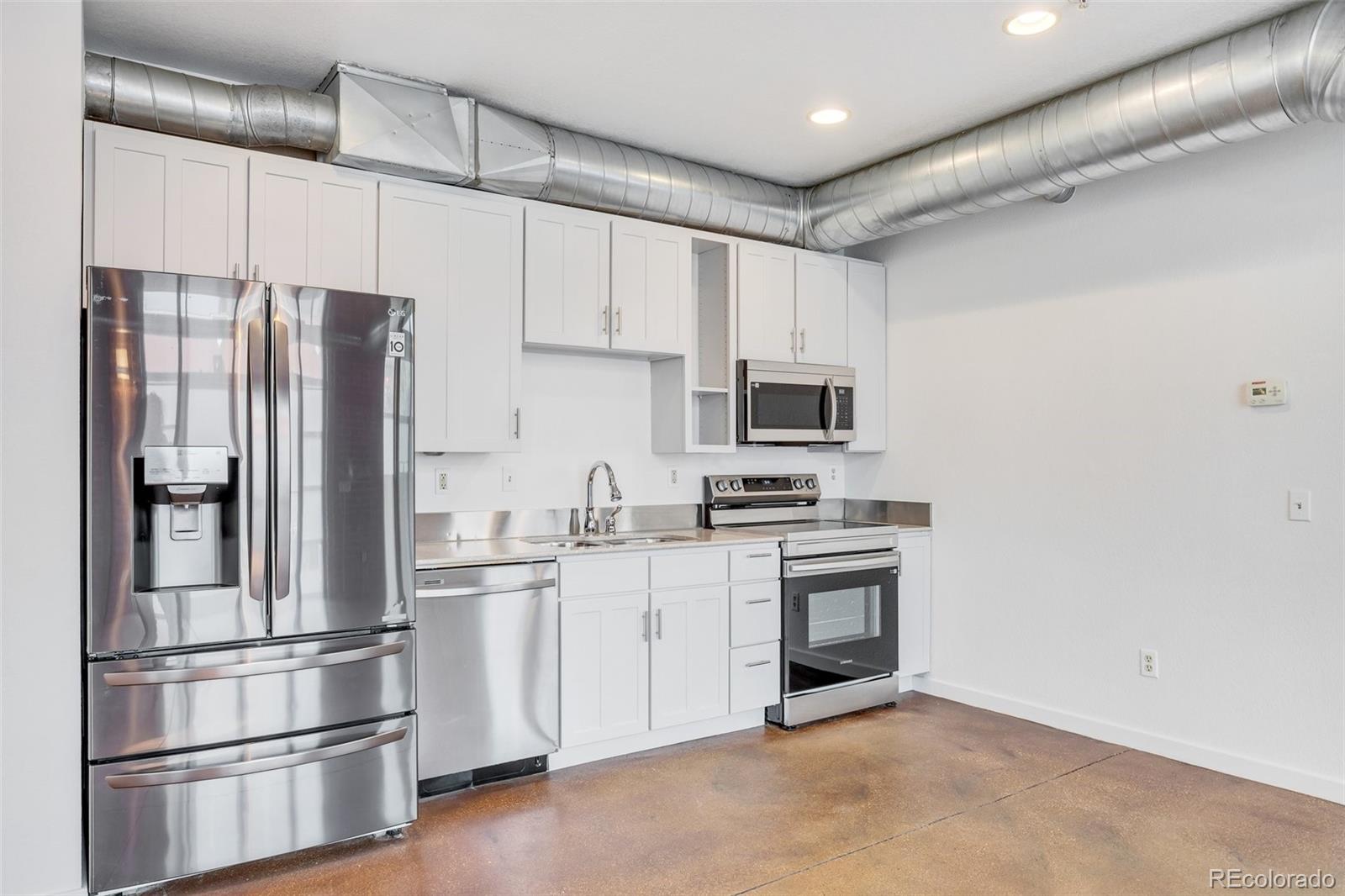 3033 Blake Street Unit: 121