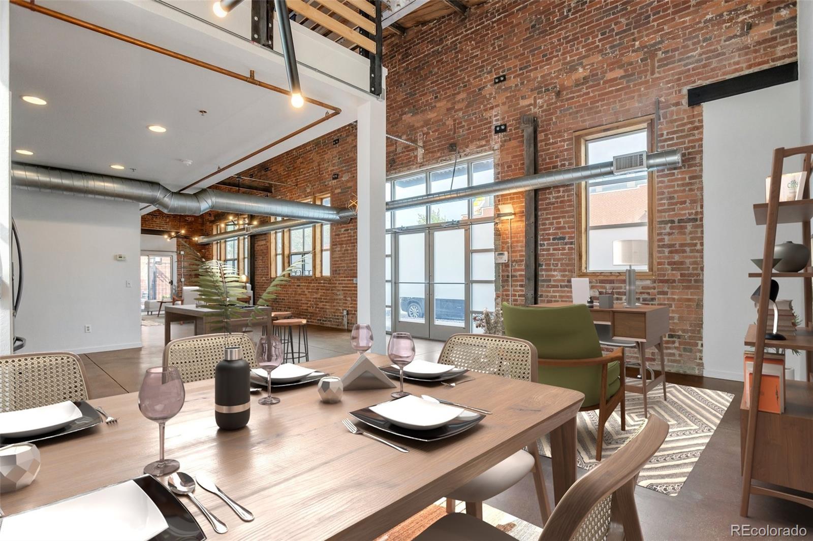 3033 Blake Street Unit: 121