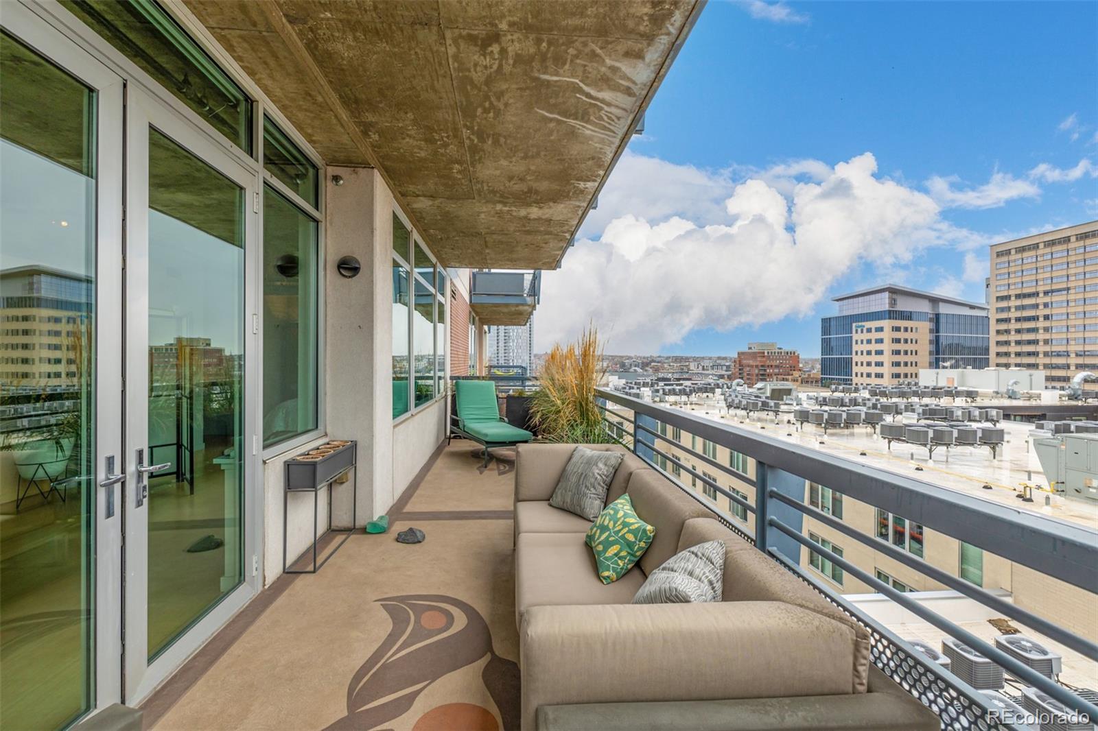 1401 Wewatta Street Unit: 1101