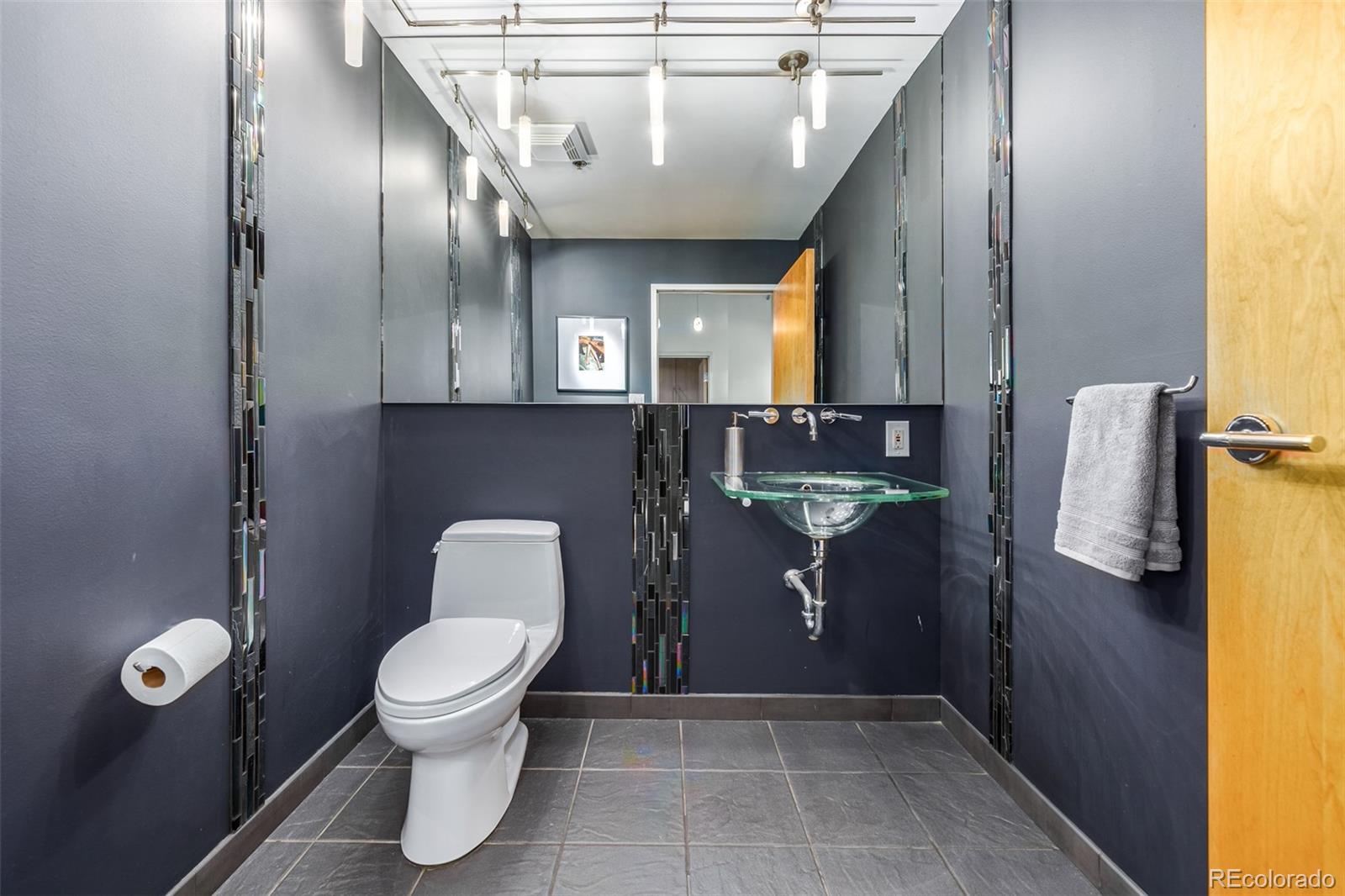 1401 Wewatta Street Unit: 1101