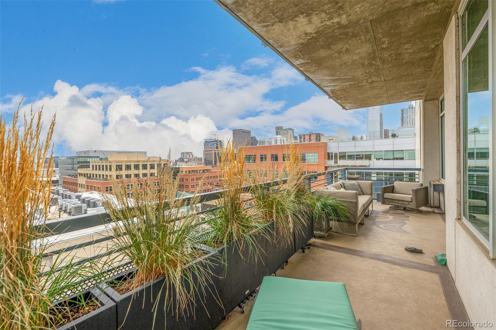 1401 Wewatta Street Unit: 1101