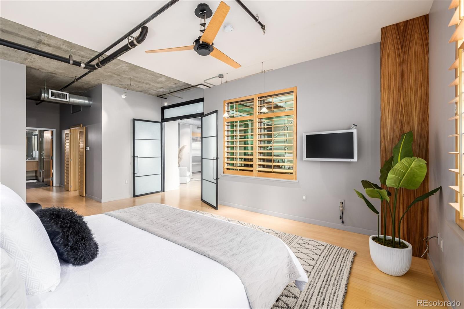 1401 Wewatta Street Unit: 1101