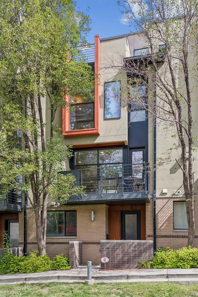 2347 Glenarm Place