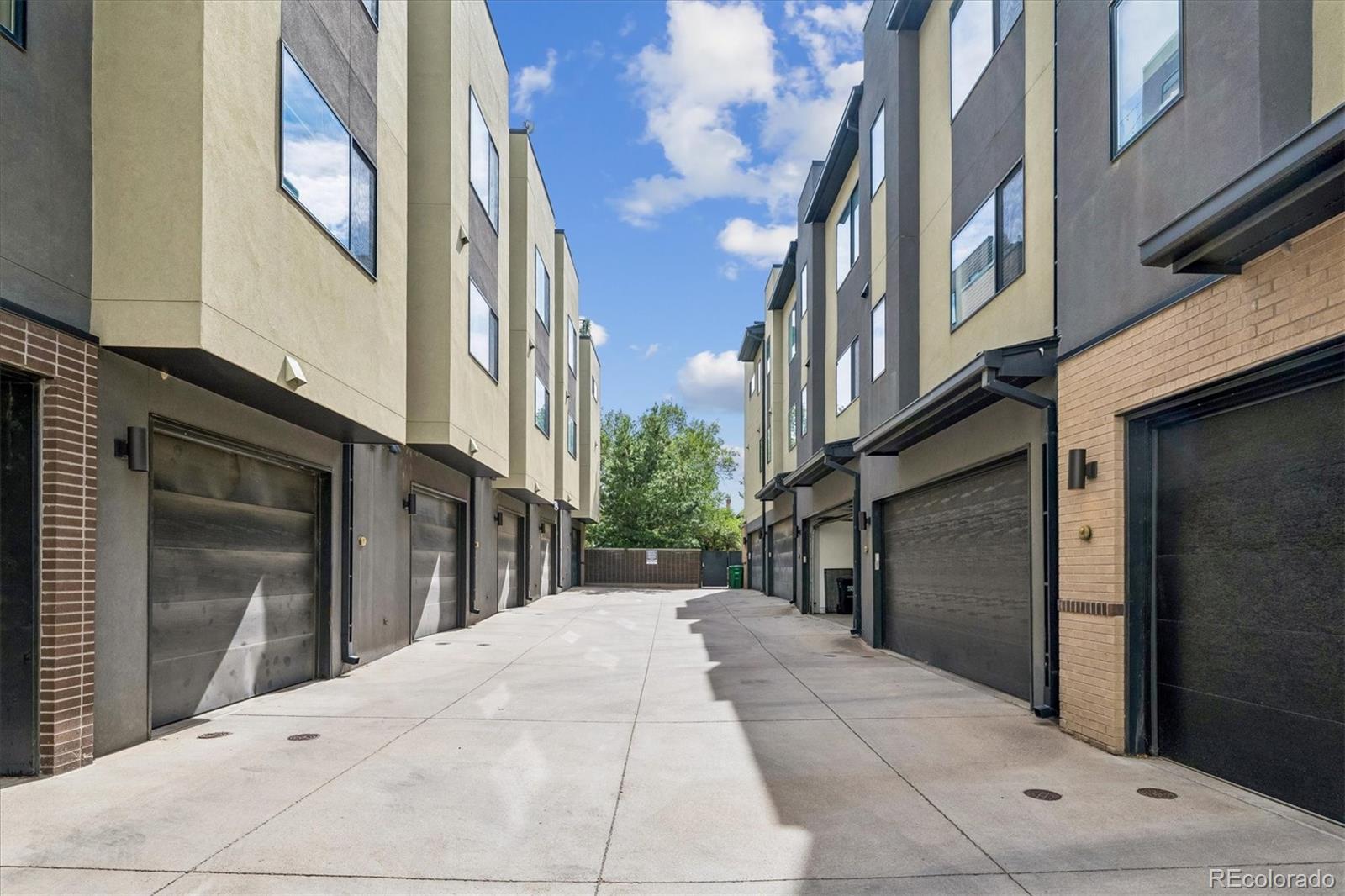 2347 Glenarm Place