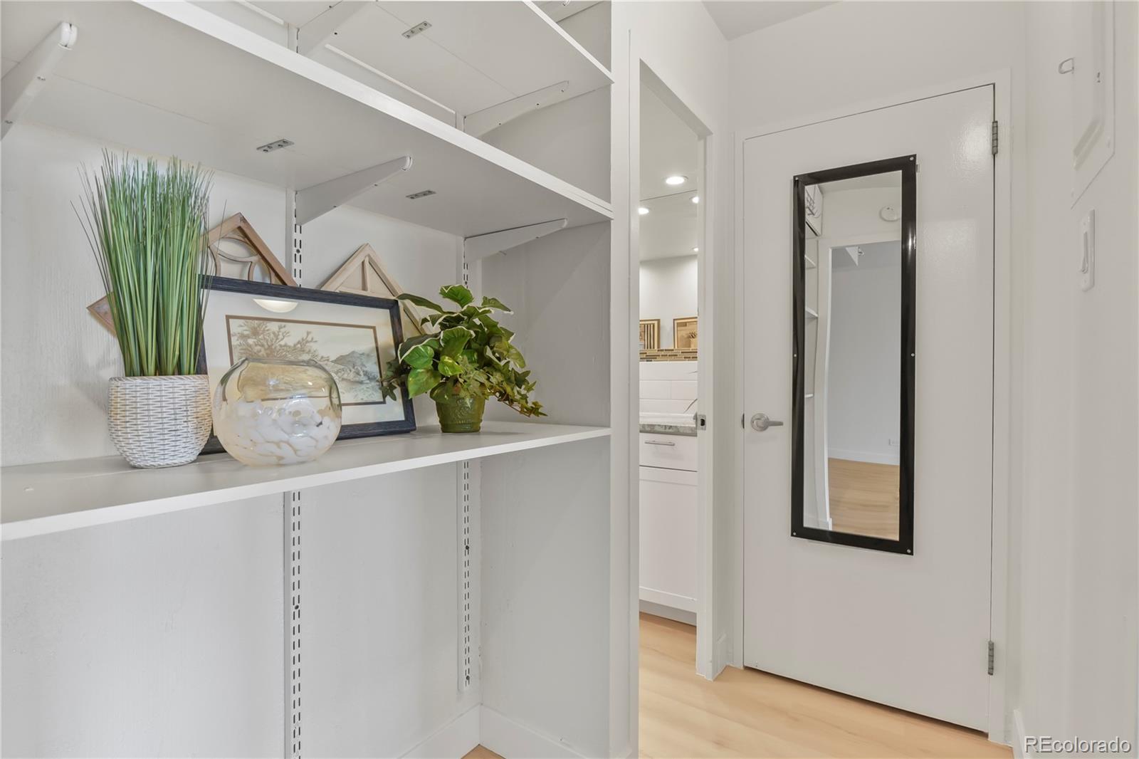 790 N Washington Street Unit: 1106