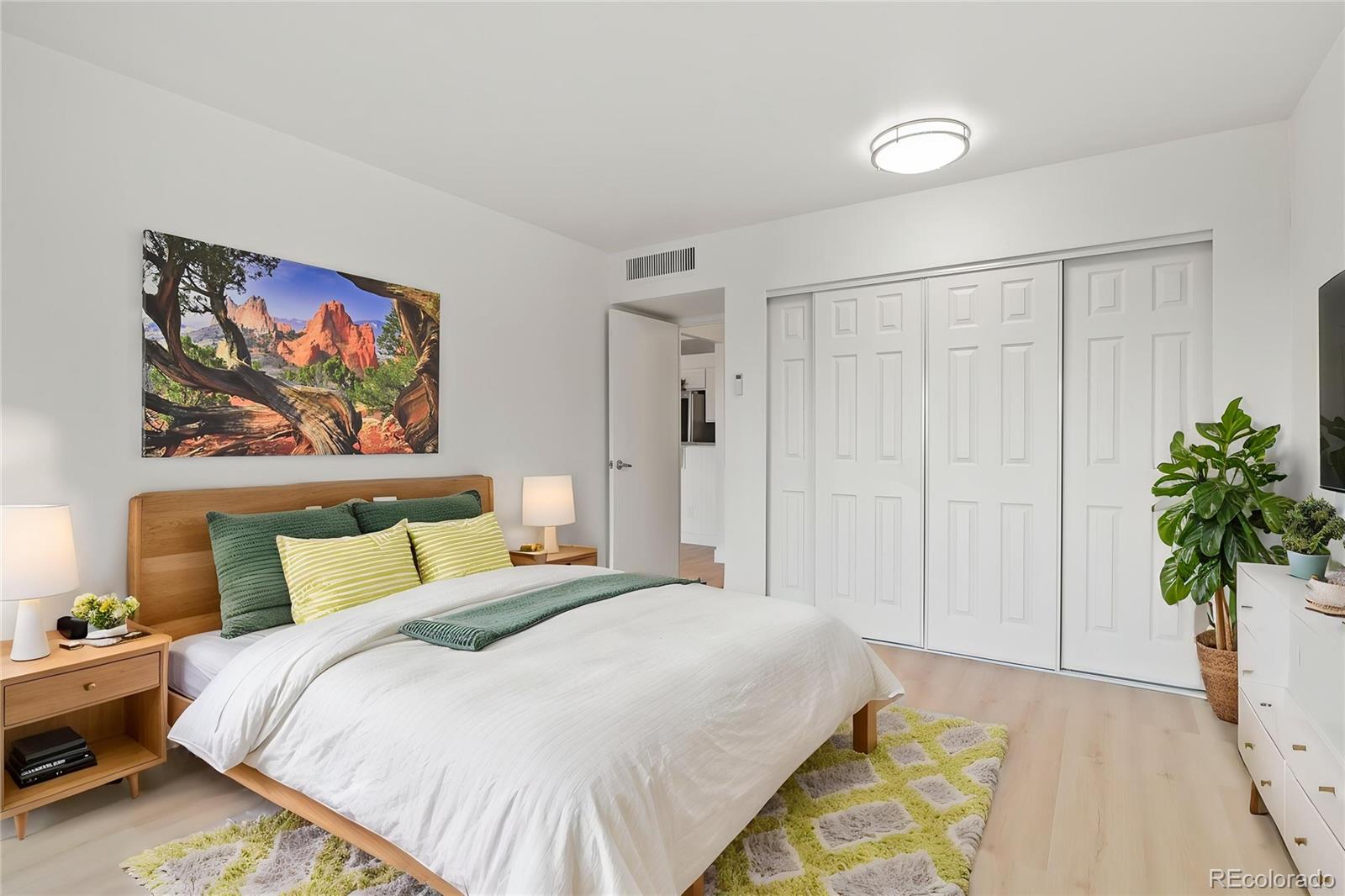 790 N Washington Street Unit: 1106