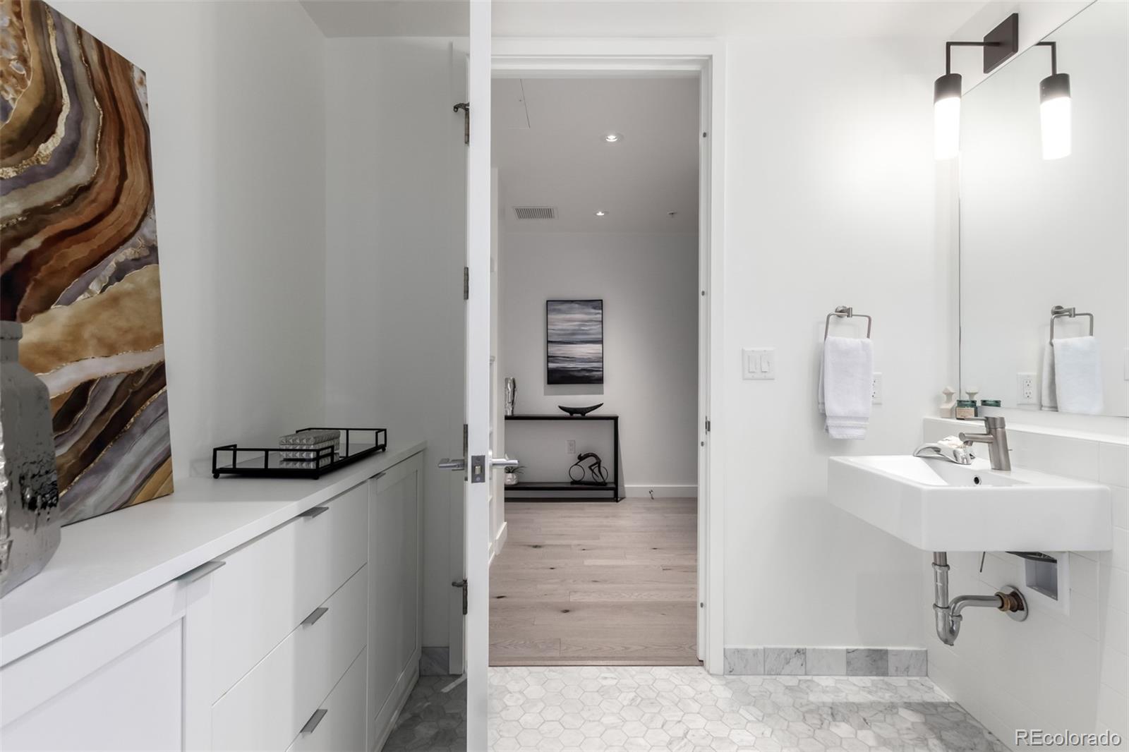 1750 Wewatta Street Unit: 1230