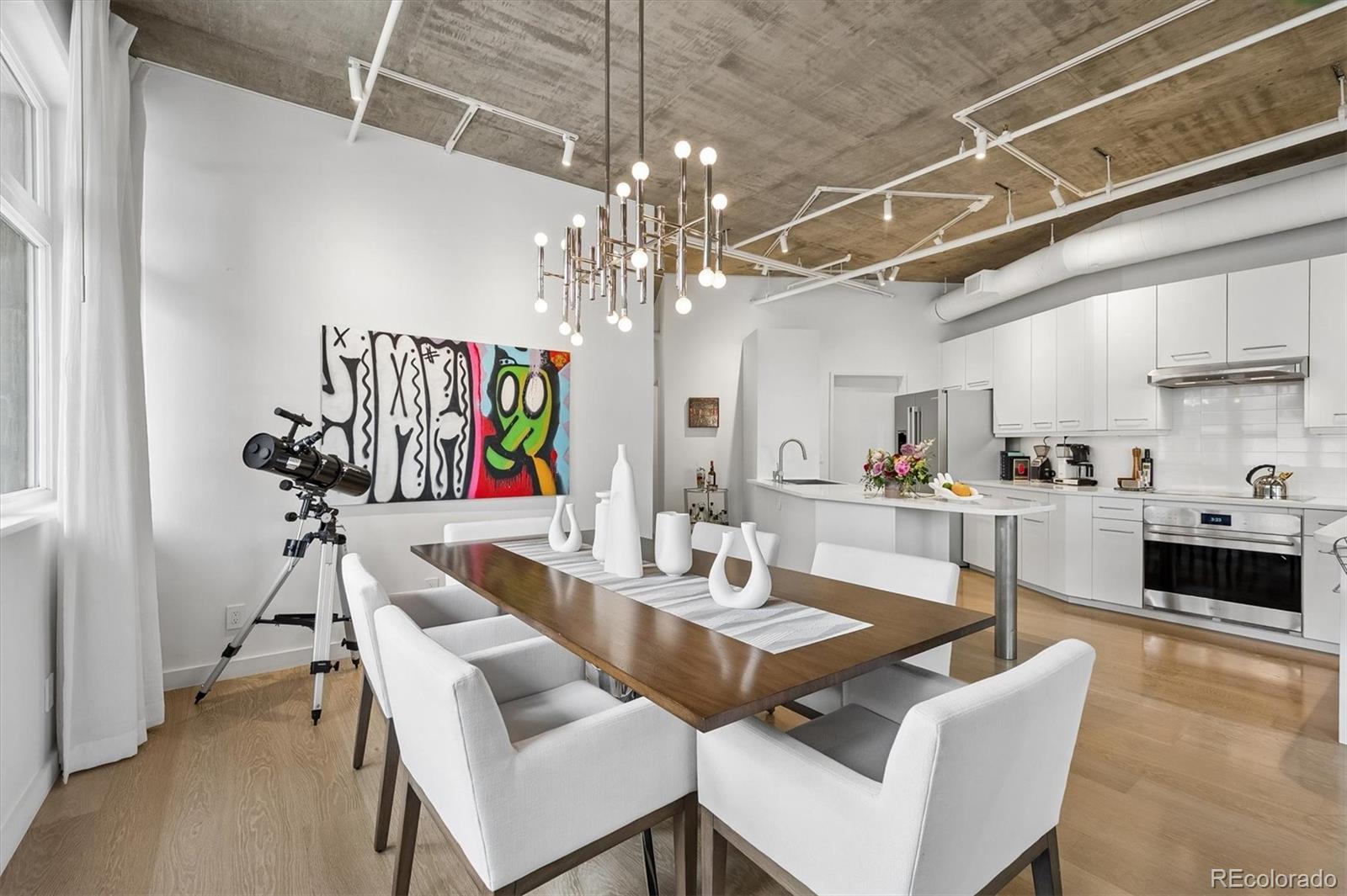 290 W 12th Avenue Unit: 203