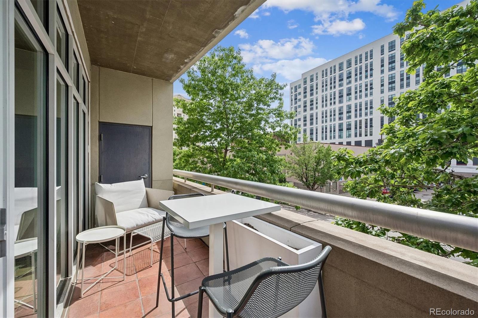 290 W 12th Avenue Unit: 203