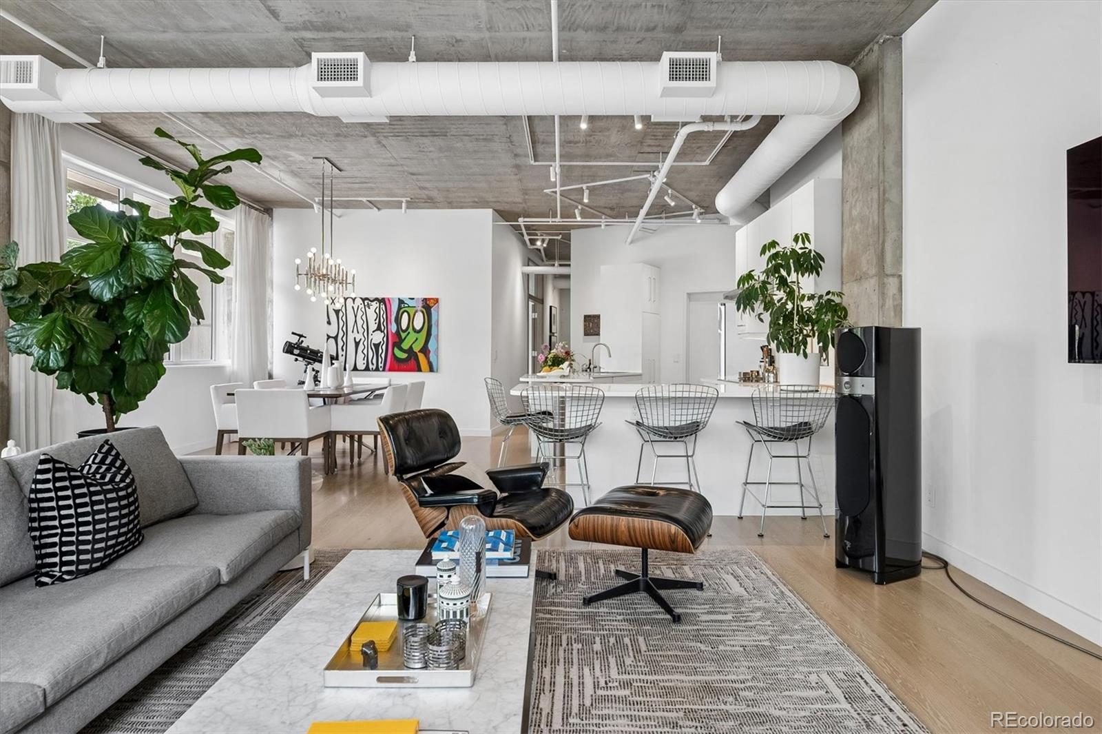 290 W 12th Avenue Unit: 203