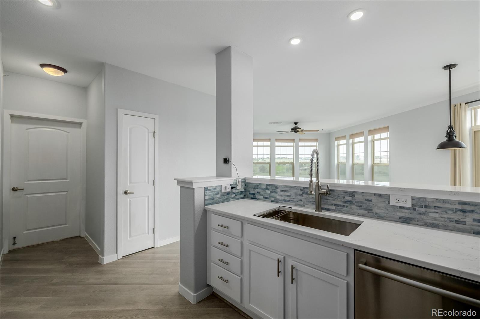 13456 Via Varra Unit: 401