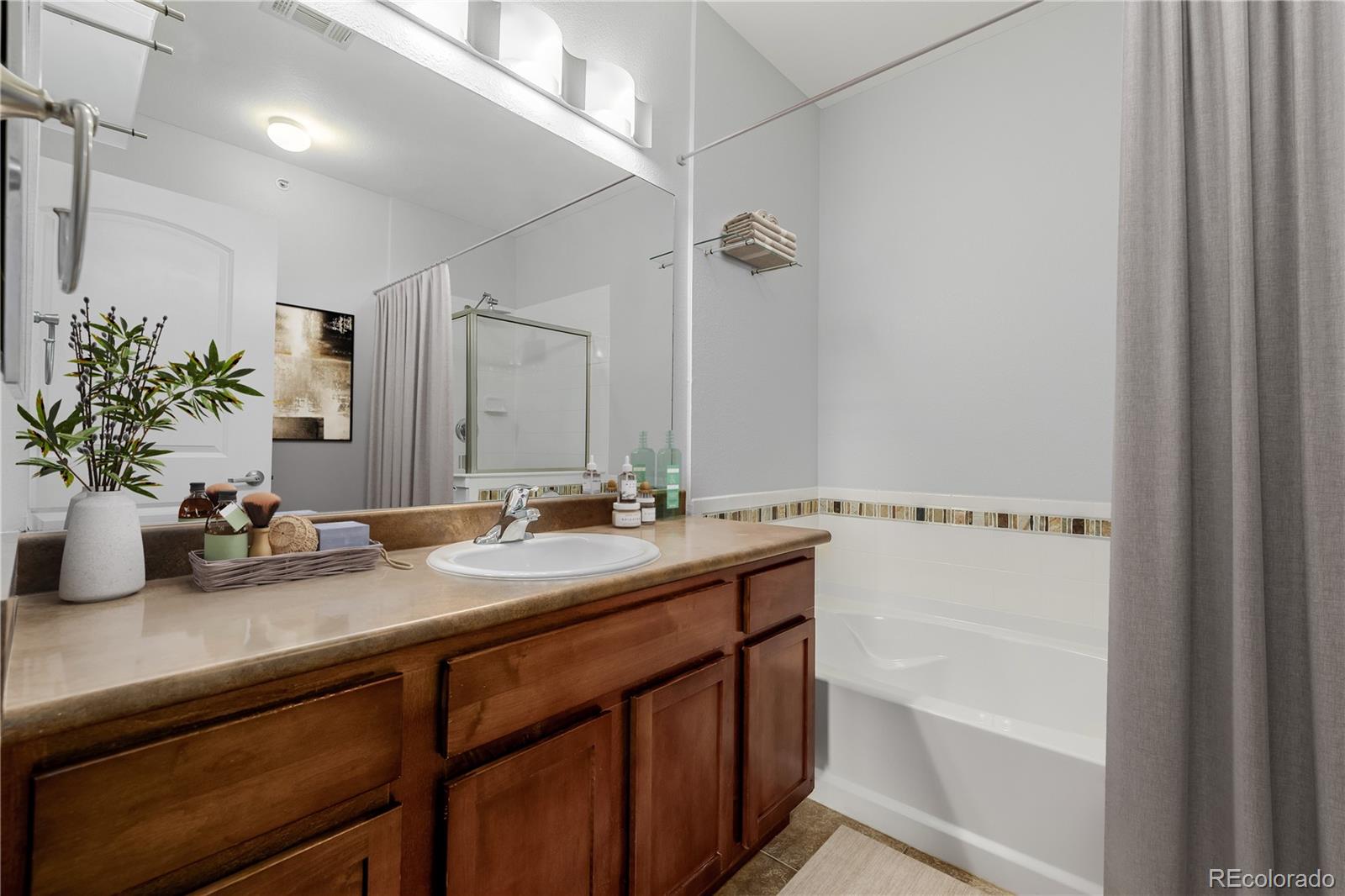 13456 Via Varra Unit: 401