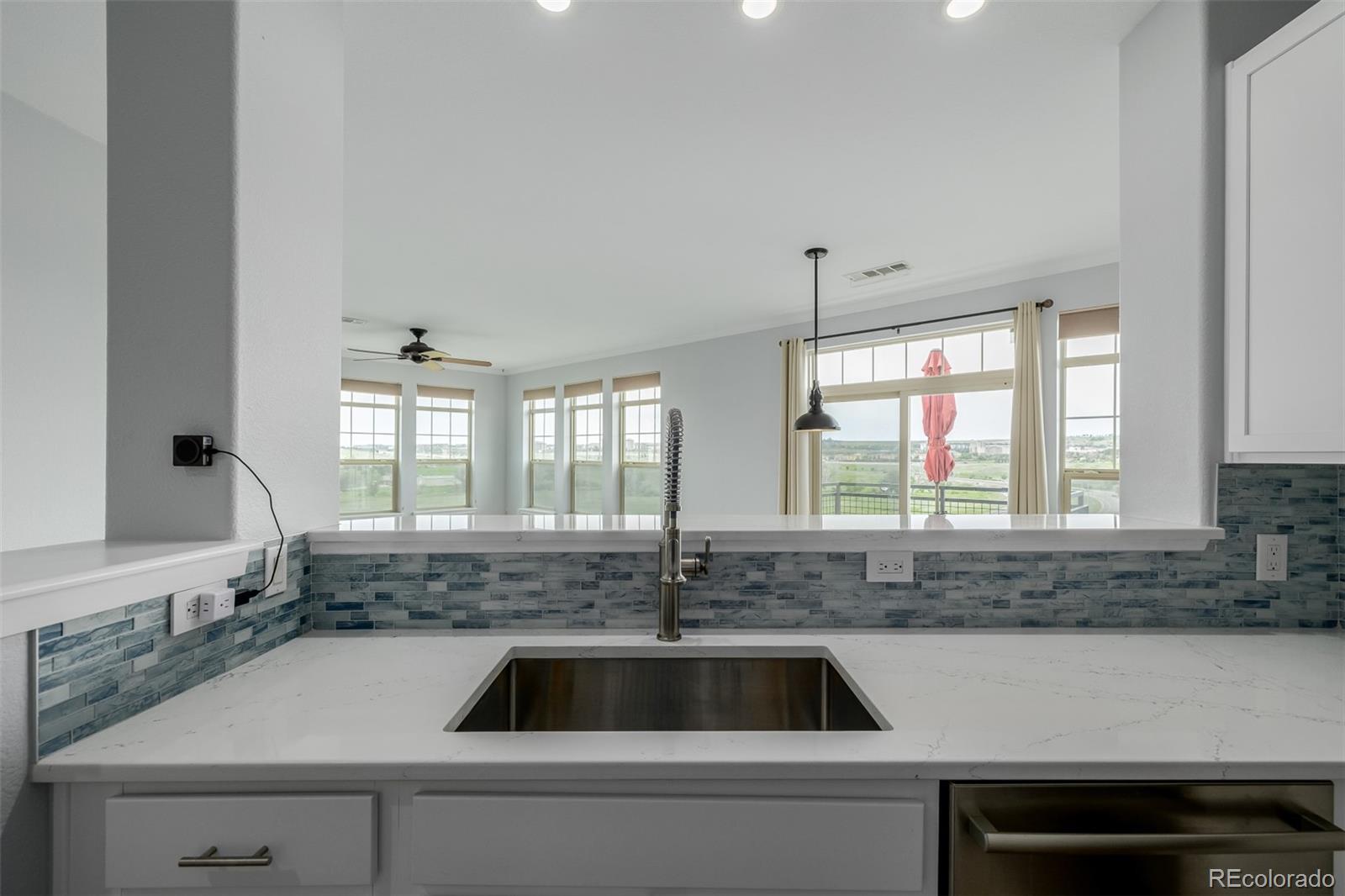 13456 Via Varra Unit: 401