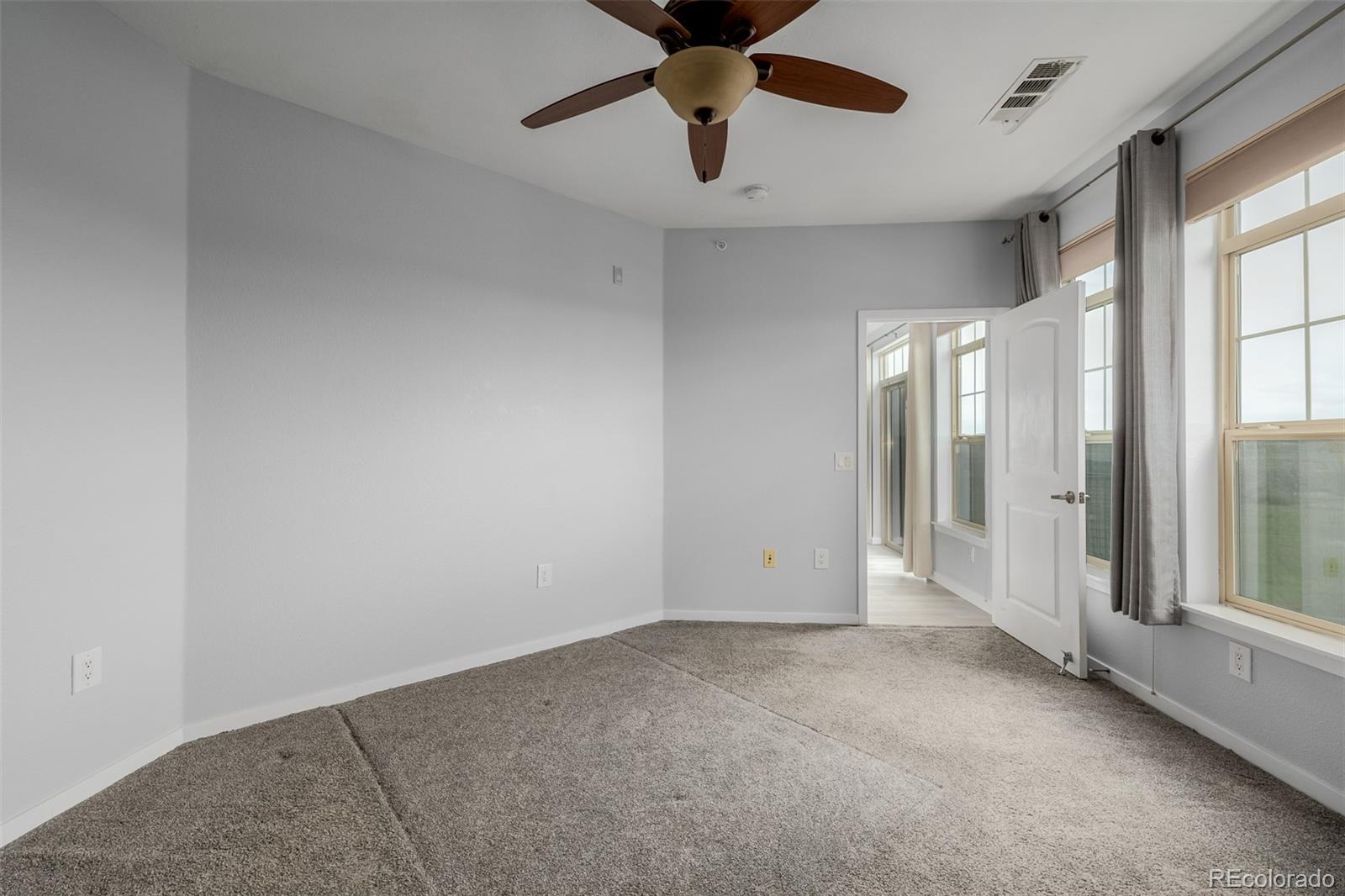 13456 Via Varra Unit: 401