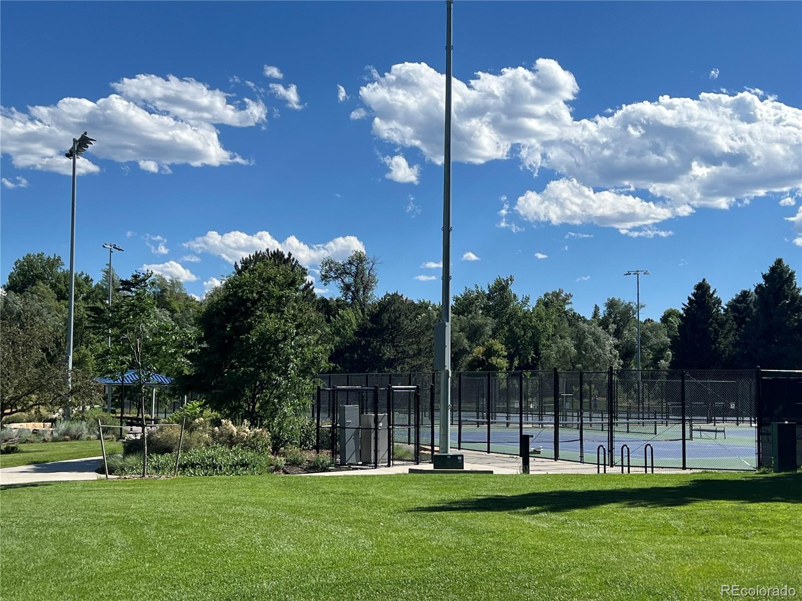 3032 S Saulsbury Street