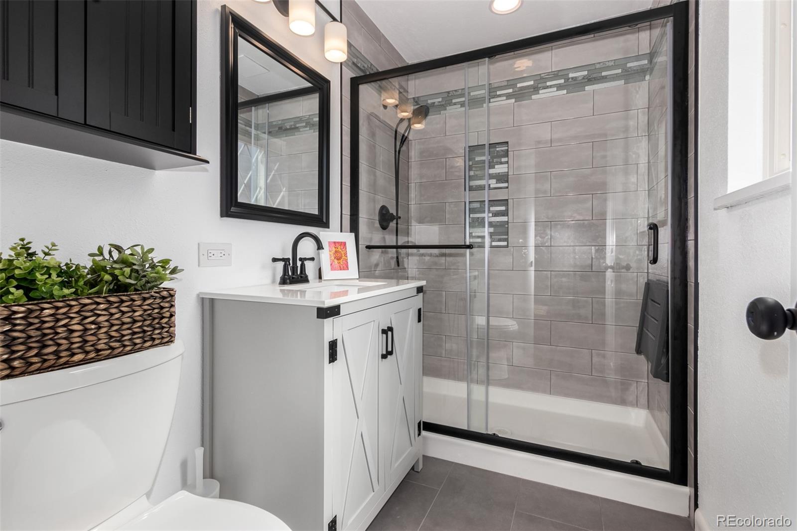 3032 S Saulsbury Street